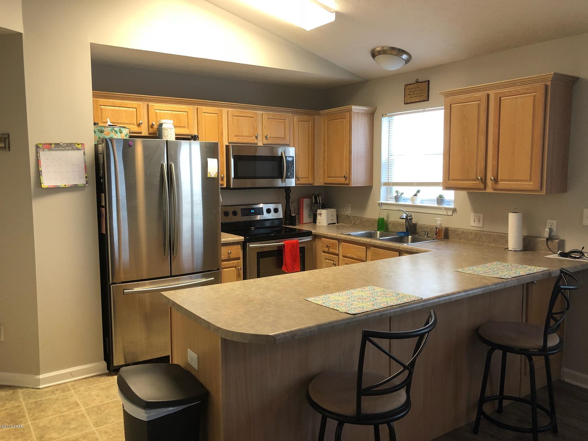 Palm Cove - Residential Lease