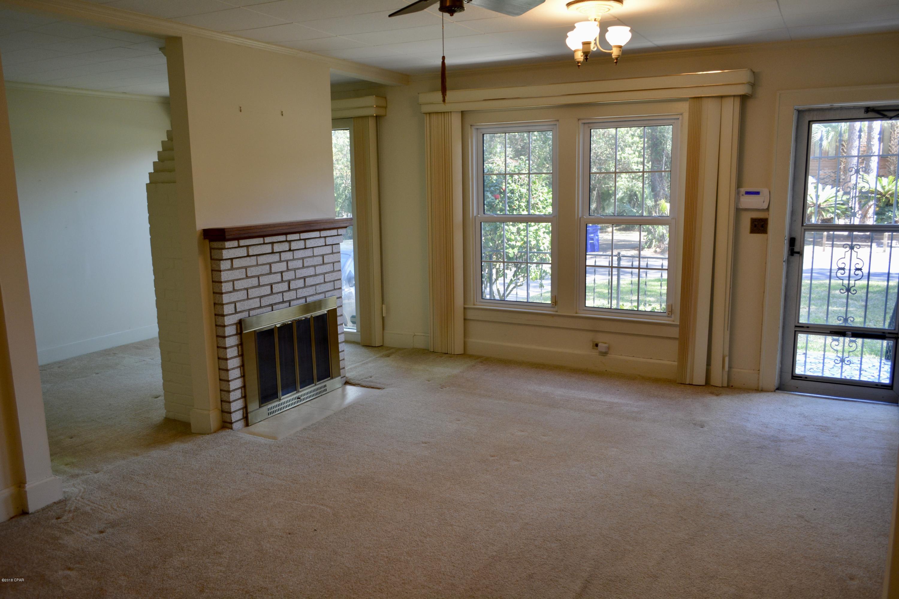 Sudduths 1st Add - Residential