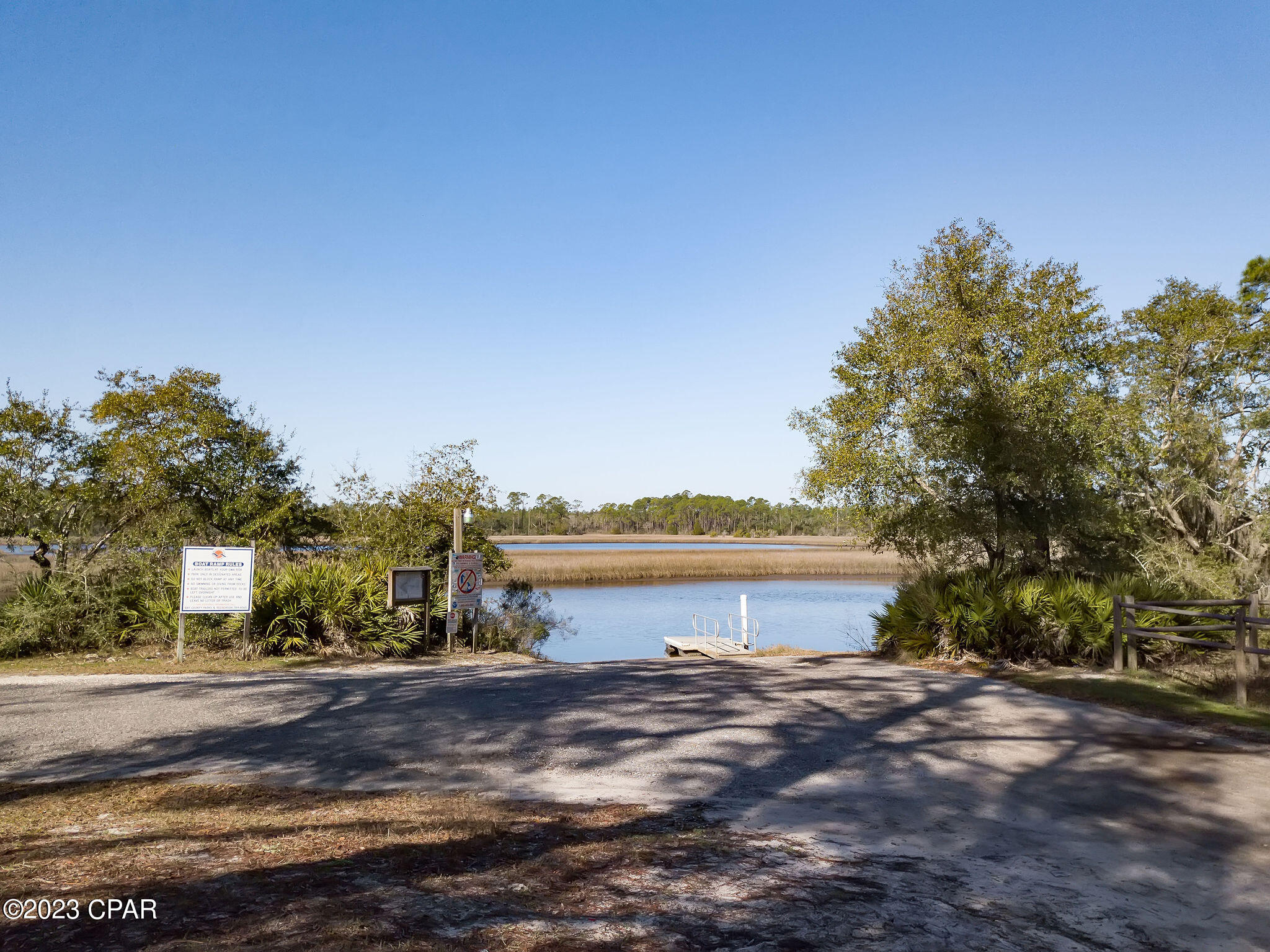 Burnt Mill Creek - Land