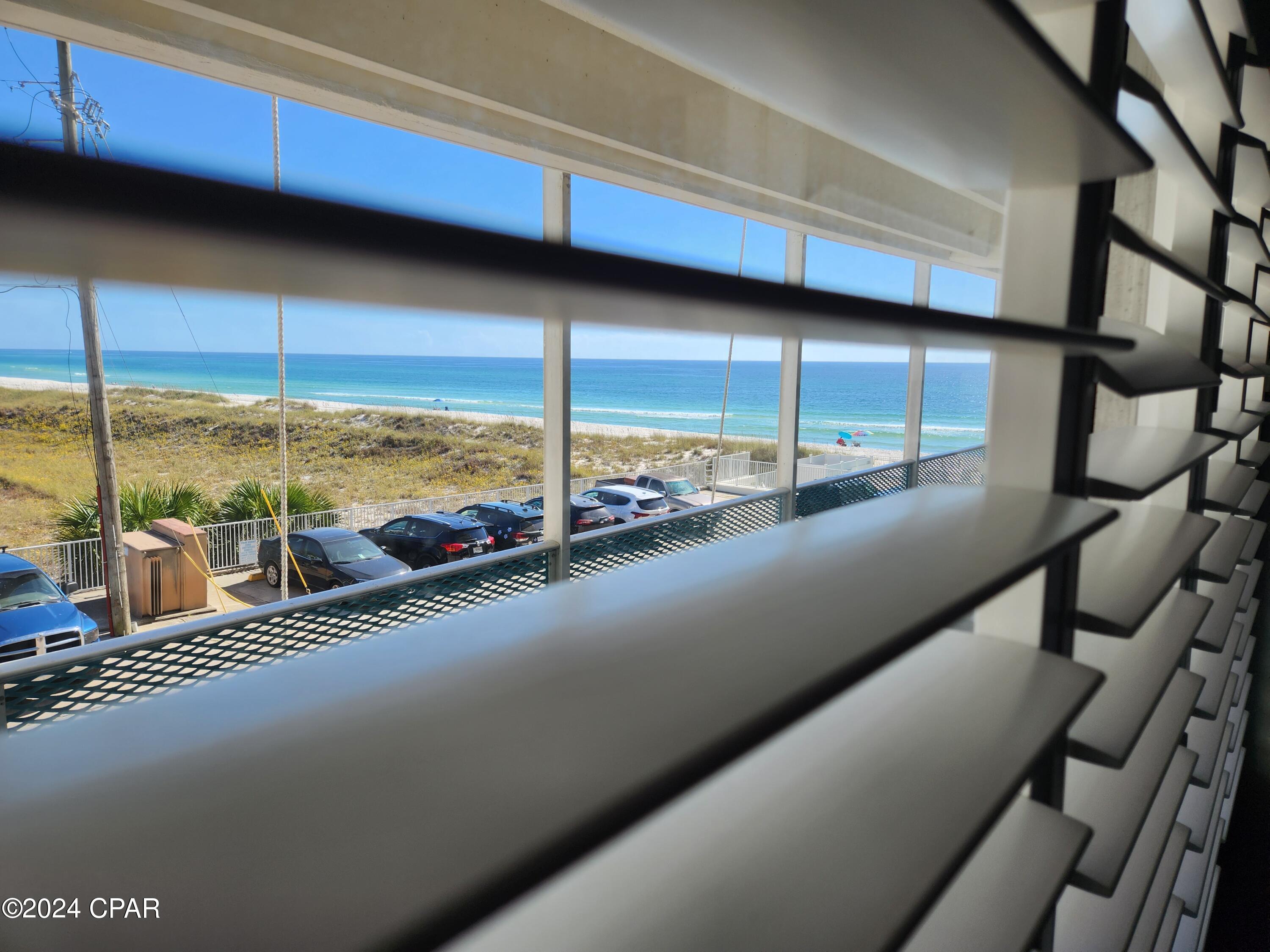 Fontainebleau Terrace - Residential