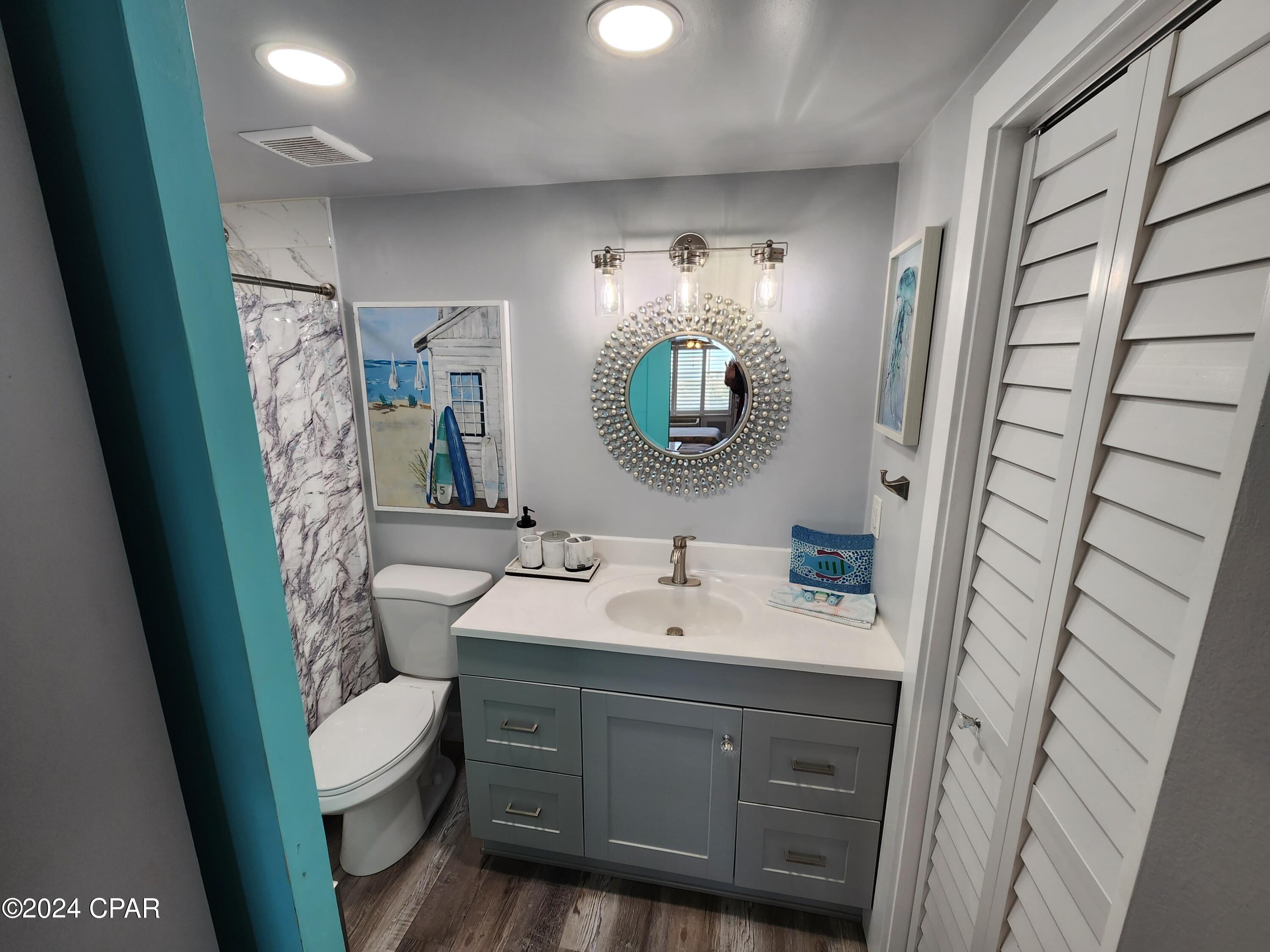 Fontainebleau Terrace - Residential