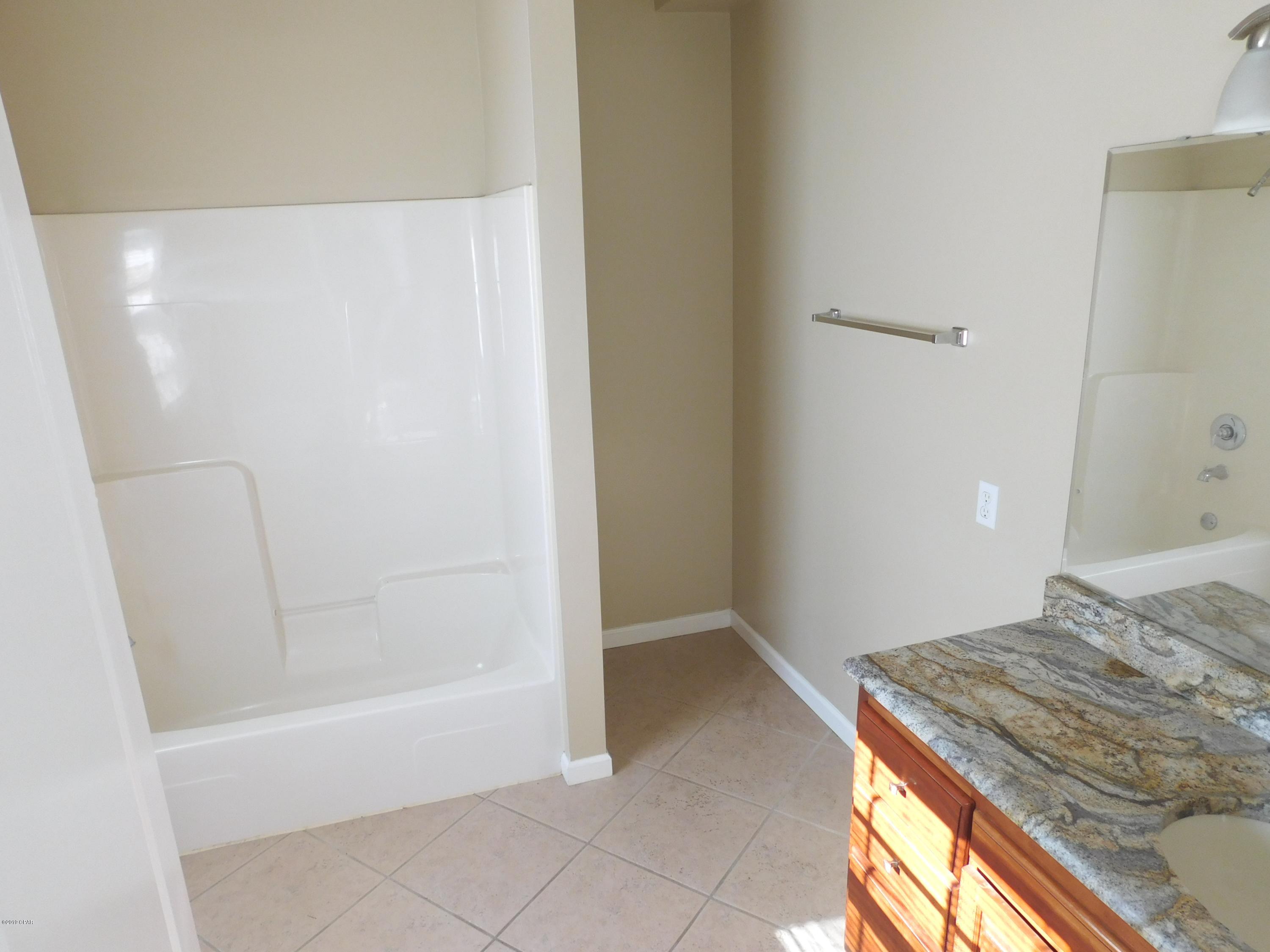 Hentz 1st Add Unit A - Residential