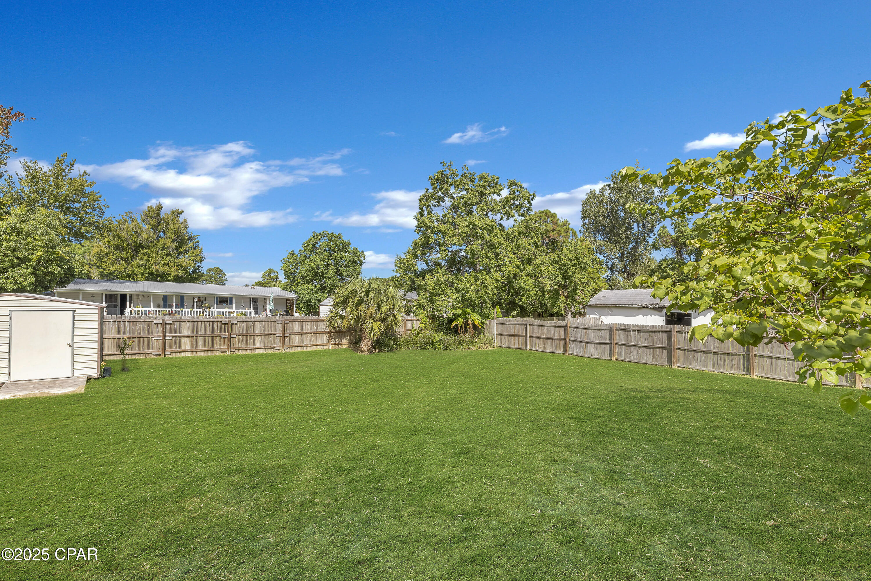 North Lagoon Oaks 7th Add - Residential