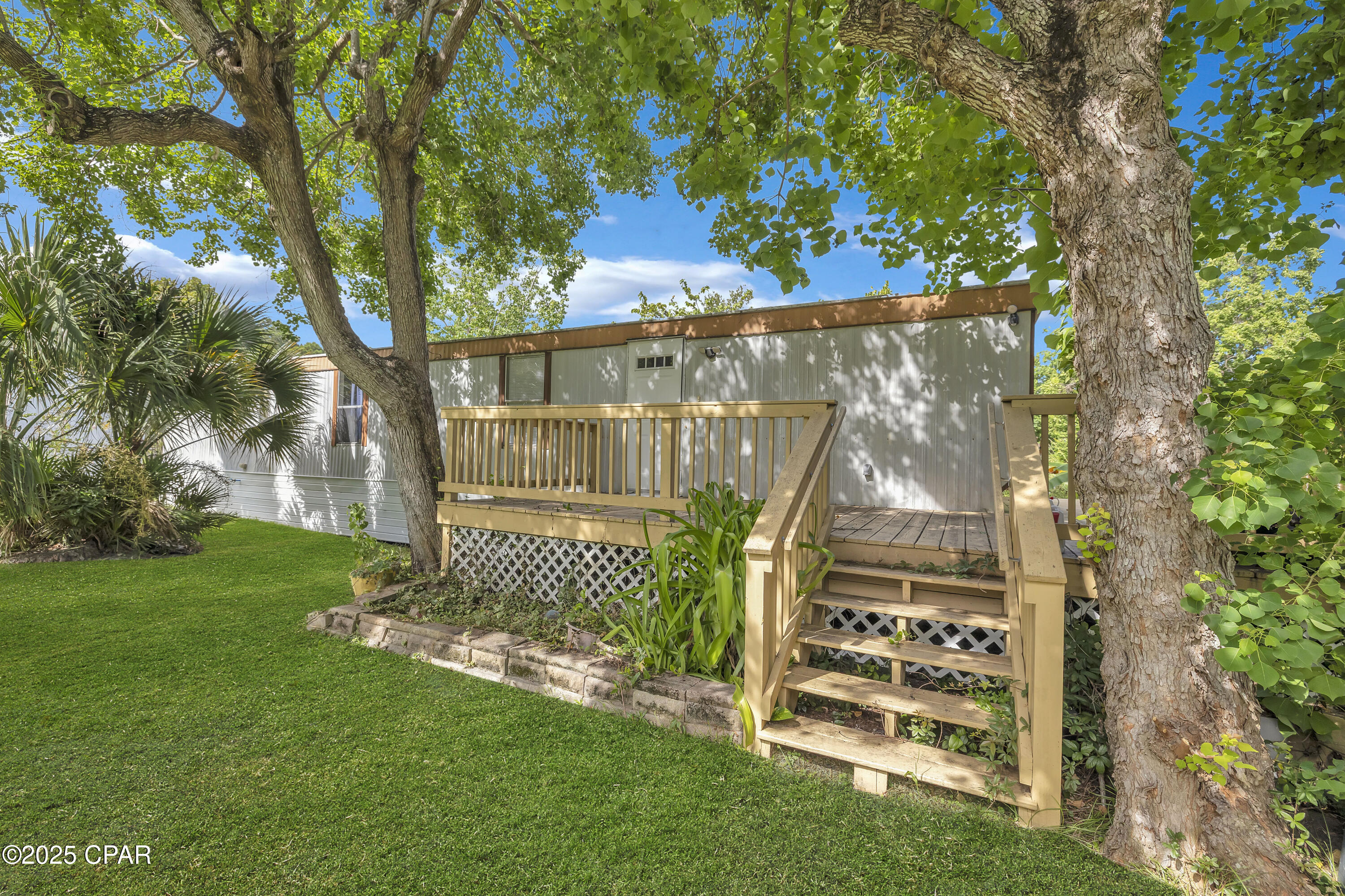 North Lagoon Oaks 7th Add - Residential