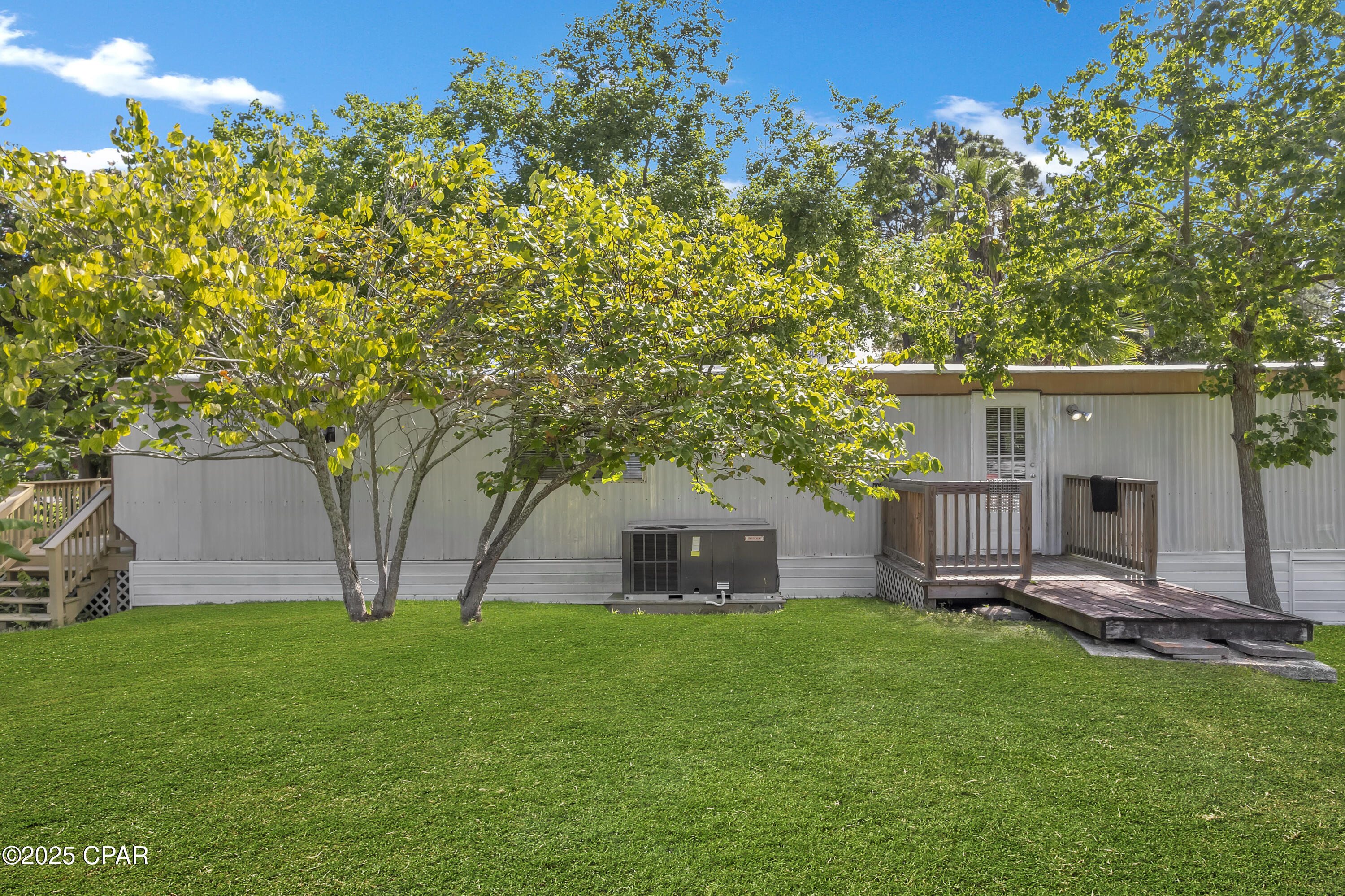 North Lagoon Oaks 7th Add - Residential