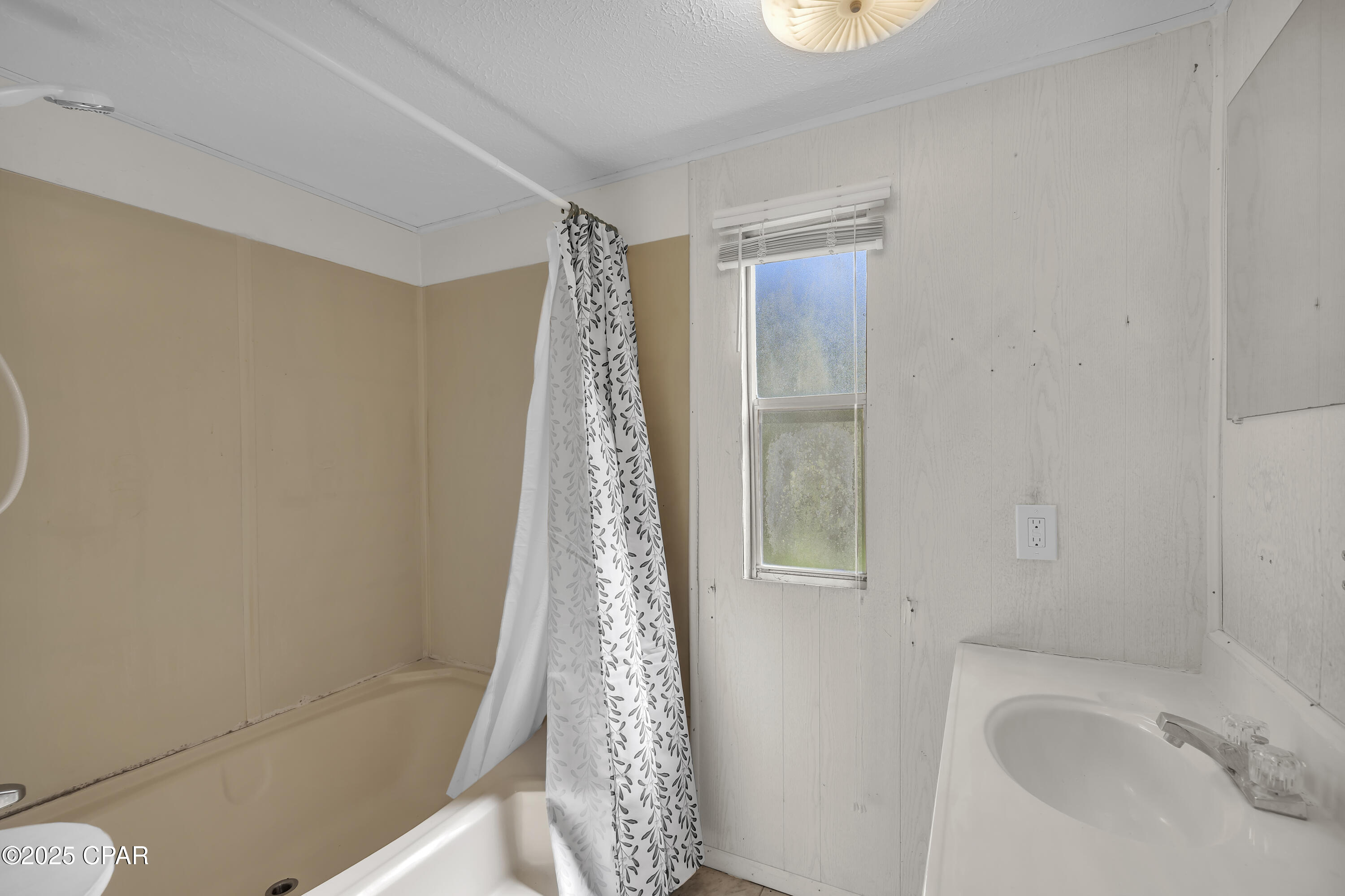 North Lagoon Oaks 7th Add - Residential