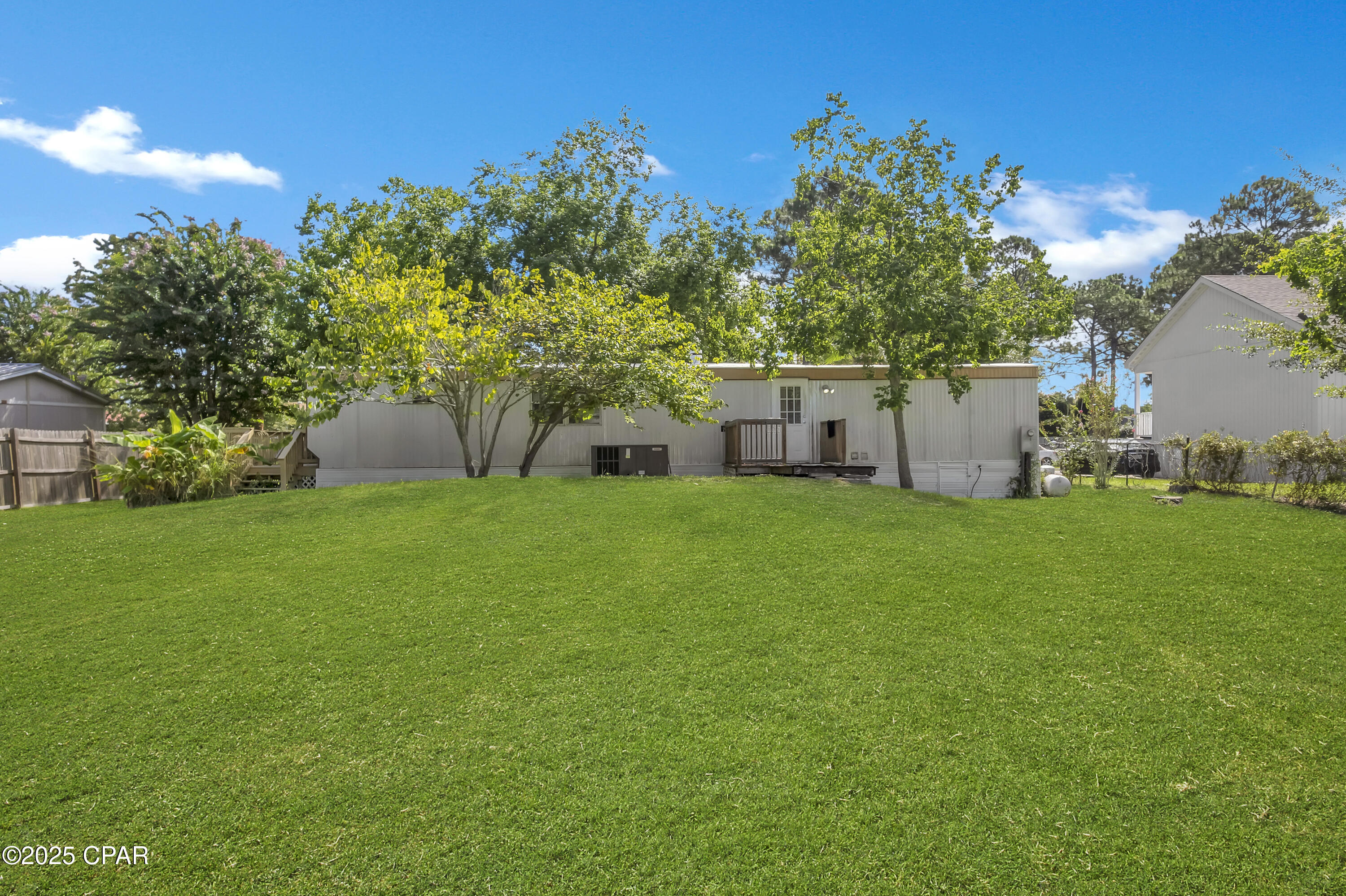 North Lagoon Oaks 7th Add - Residential