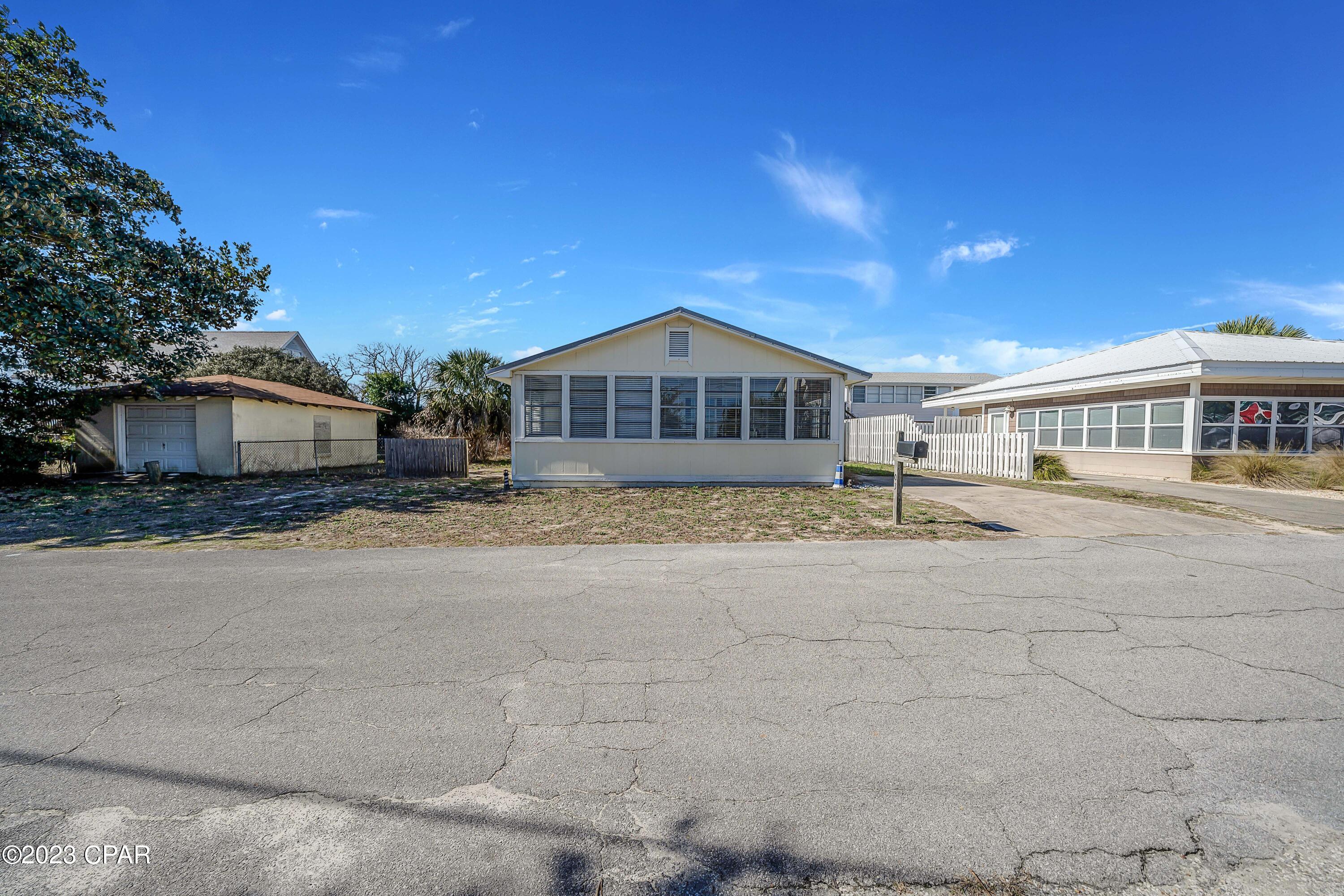 Kiska Beach - Residential