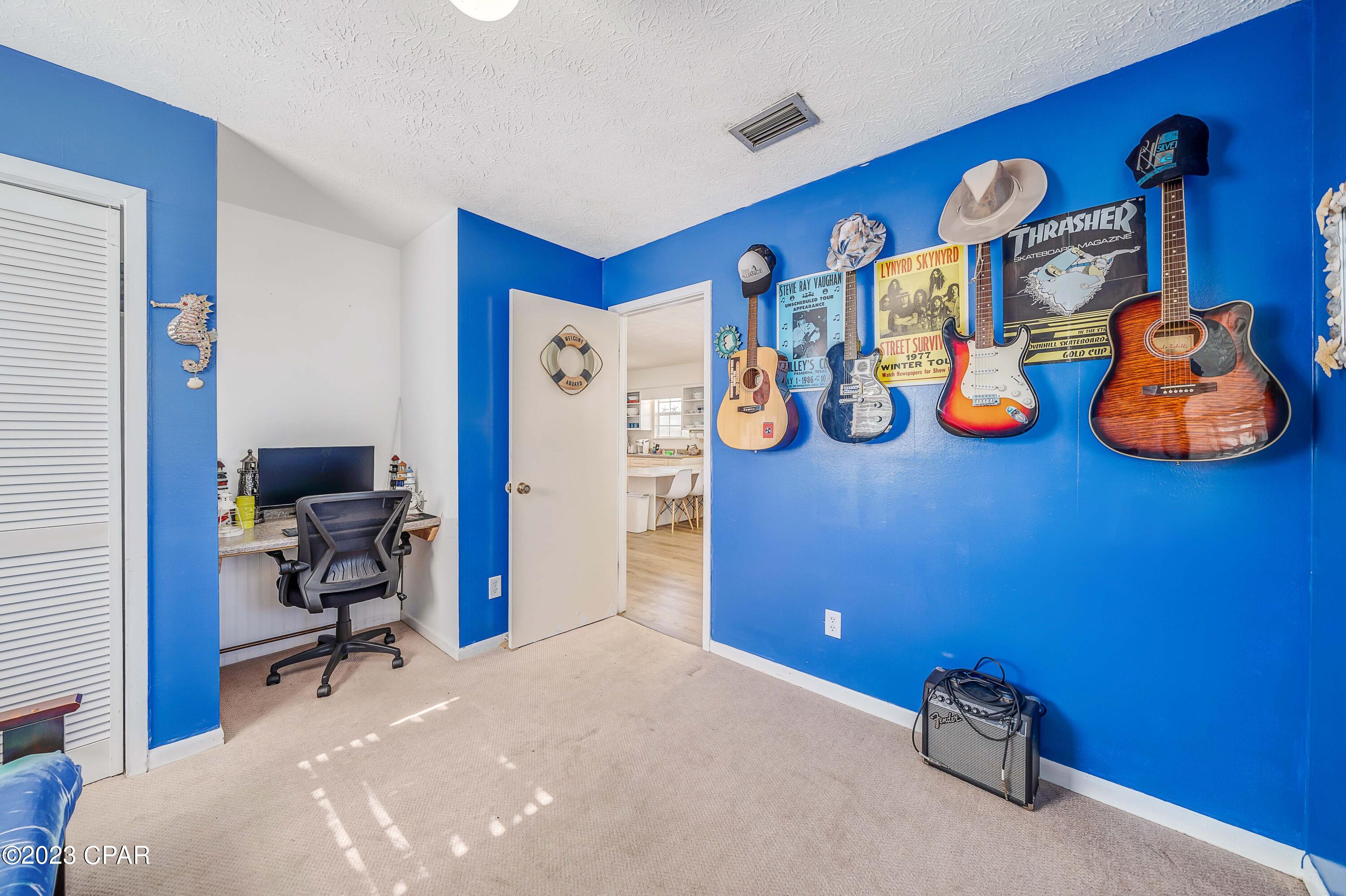 Kiska Beach - Residential