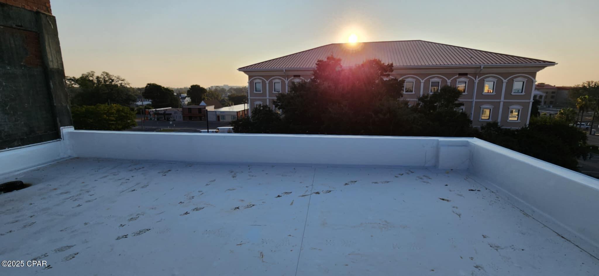 [No Recorded Subdiv] - Commercial Sale