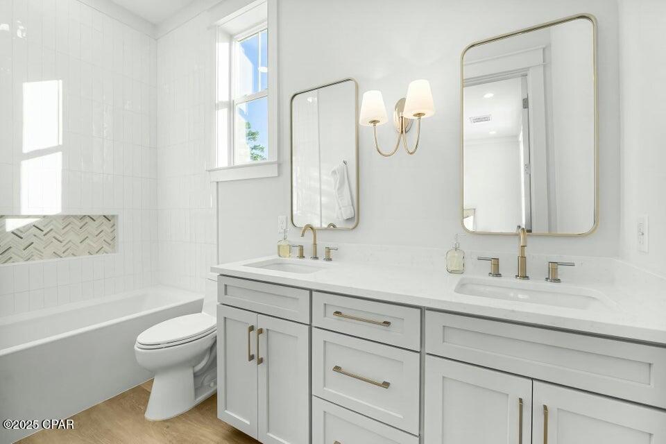 Panama City Beach, Florida 32413, United States, 3 Bedrooms Bedrooms, ,5 BathroomsBathrooms,Residential,Active,13633