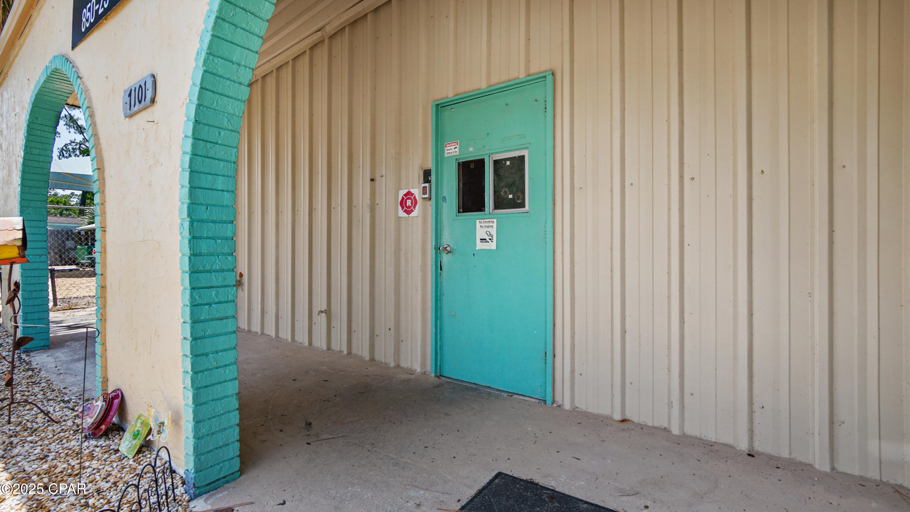 [No Recorded Subdiv] - Commercial Sale