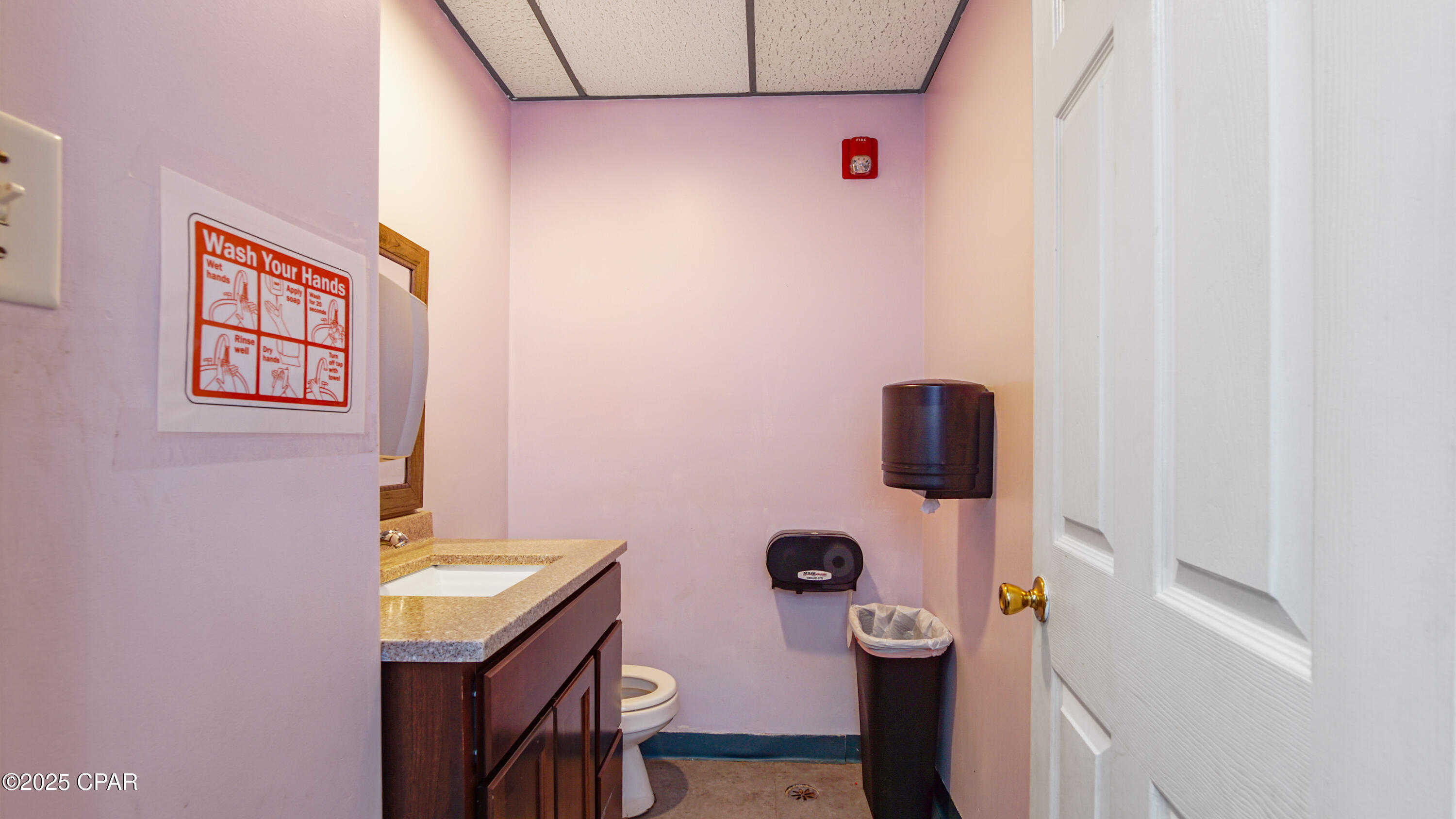 [No Recorded Subdiv] - Commercial Sale