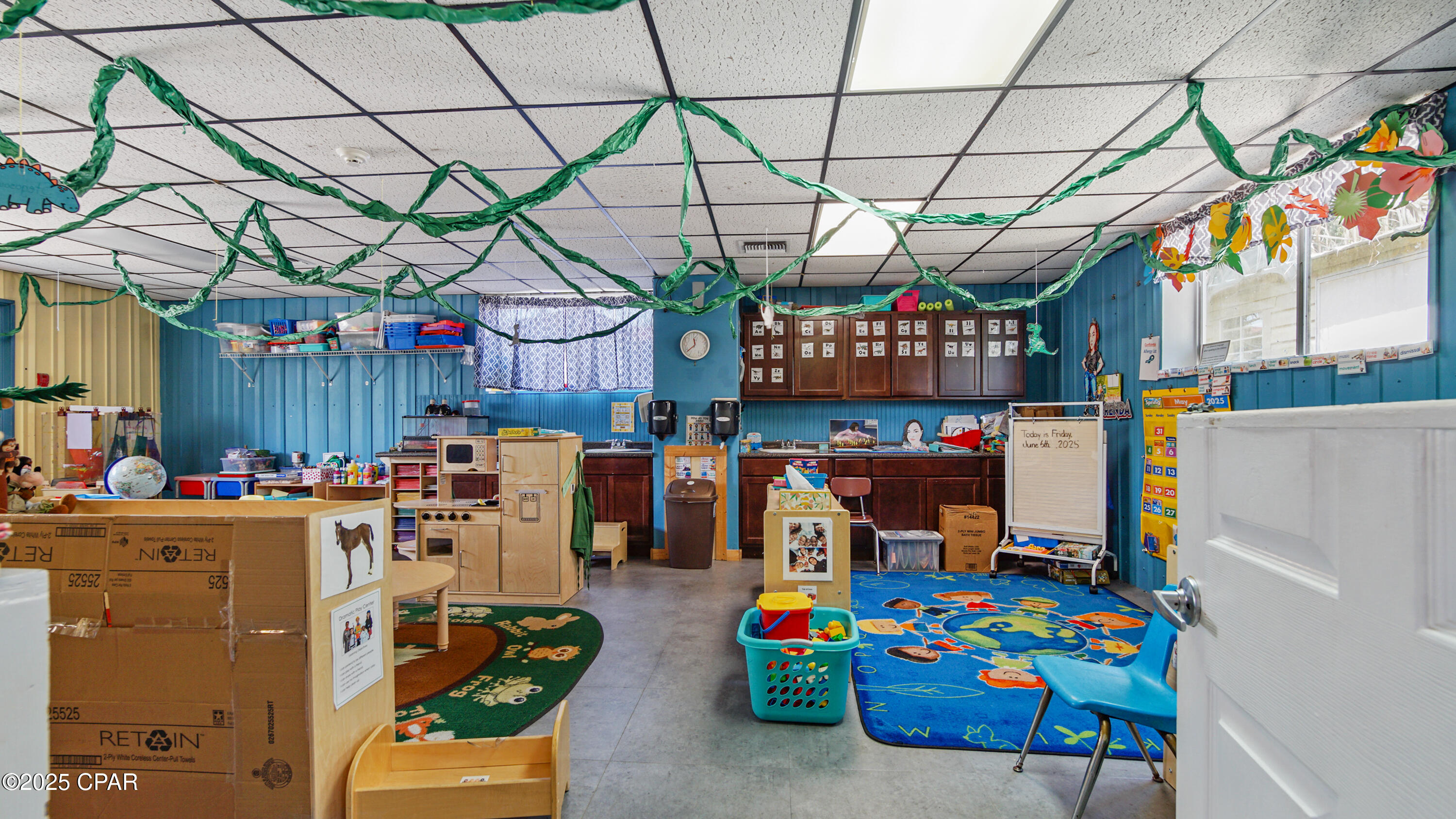 [No Recorded Subdiv] - Commercial Sale