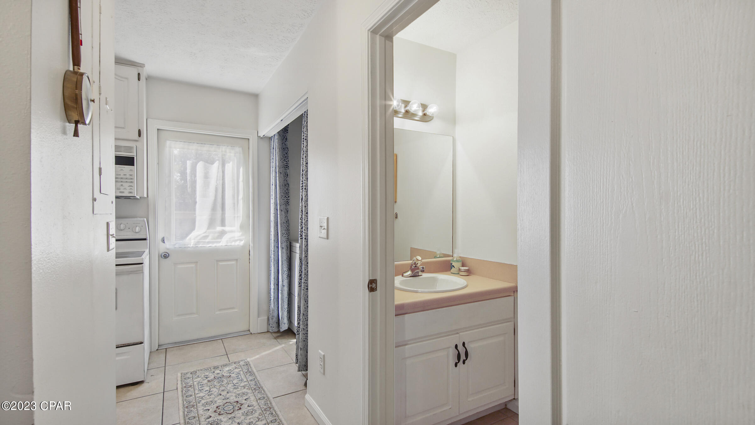 Holiday Beach Unit 15 - Residential