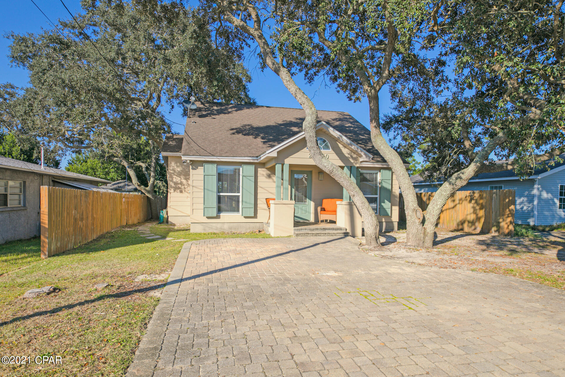 Riviera Beach 1st Add - Residential