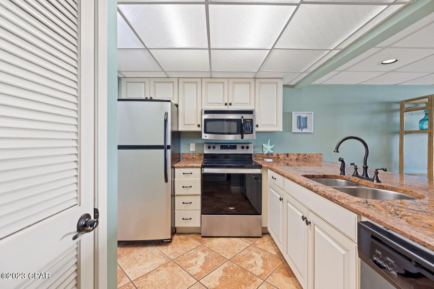 Edgewater Tower III - Residential