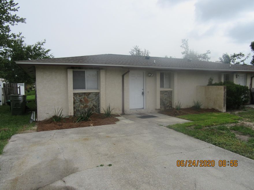 3 Bedroom 2 Bath Duplex in Lynn Haven. Convenient to shopping and dining. Just remodeled and ready for move in ! All property sizes and ages are approximate, please measure and/or verify if important.

School assignments are subject to change, please check with Bay County for most accurate information.

Deposit is the same as the rent. Pets allowed with owner approval and NON REFUNDABLE pet fee applies per pet. Breed restrictions apply.