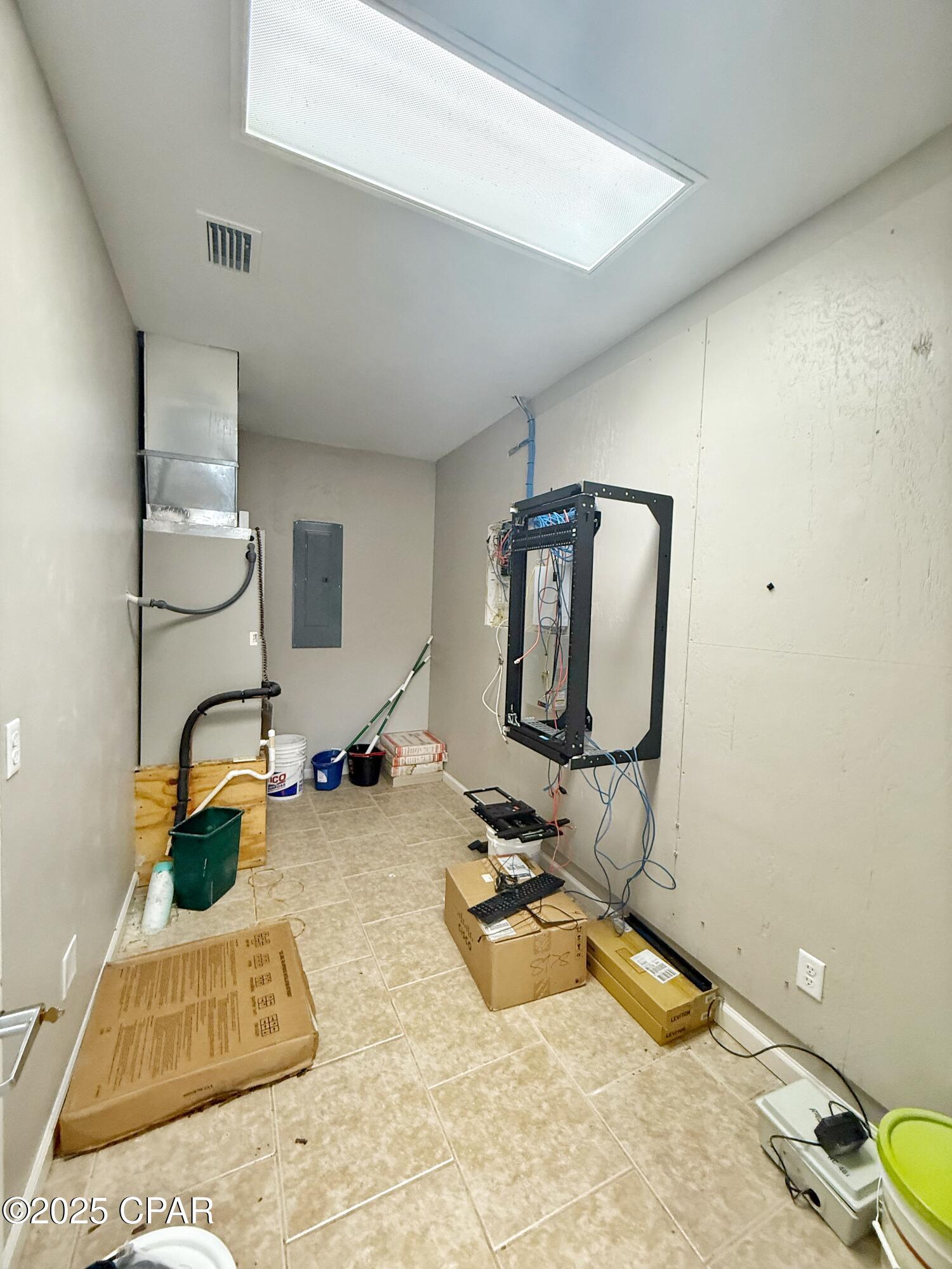 [No Recorded Subdiv] - Commercial Sale