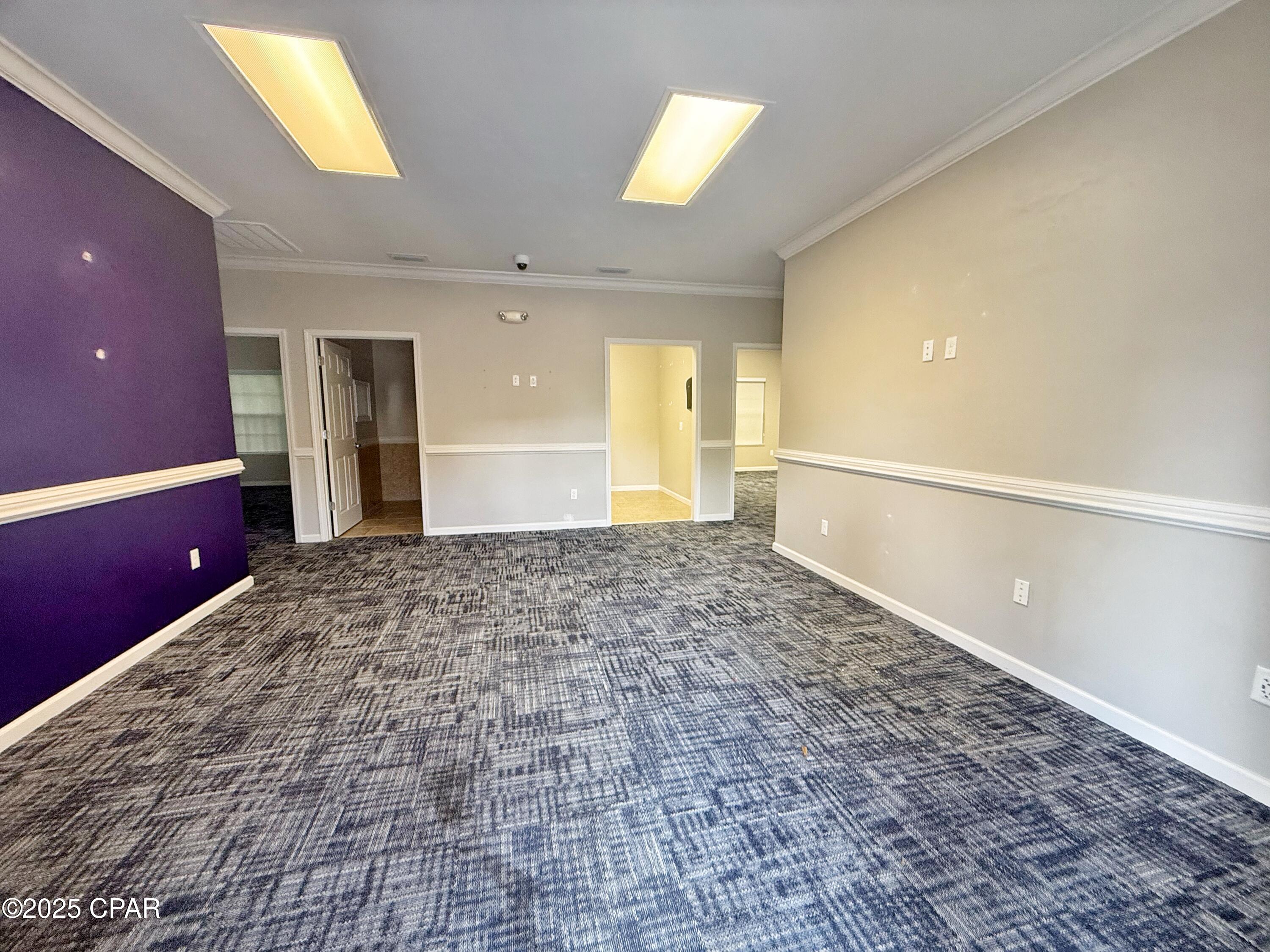 [No Recorded Subdiv] - Commercial Sale