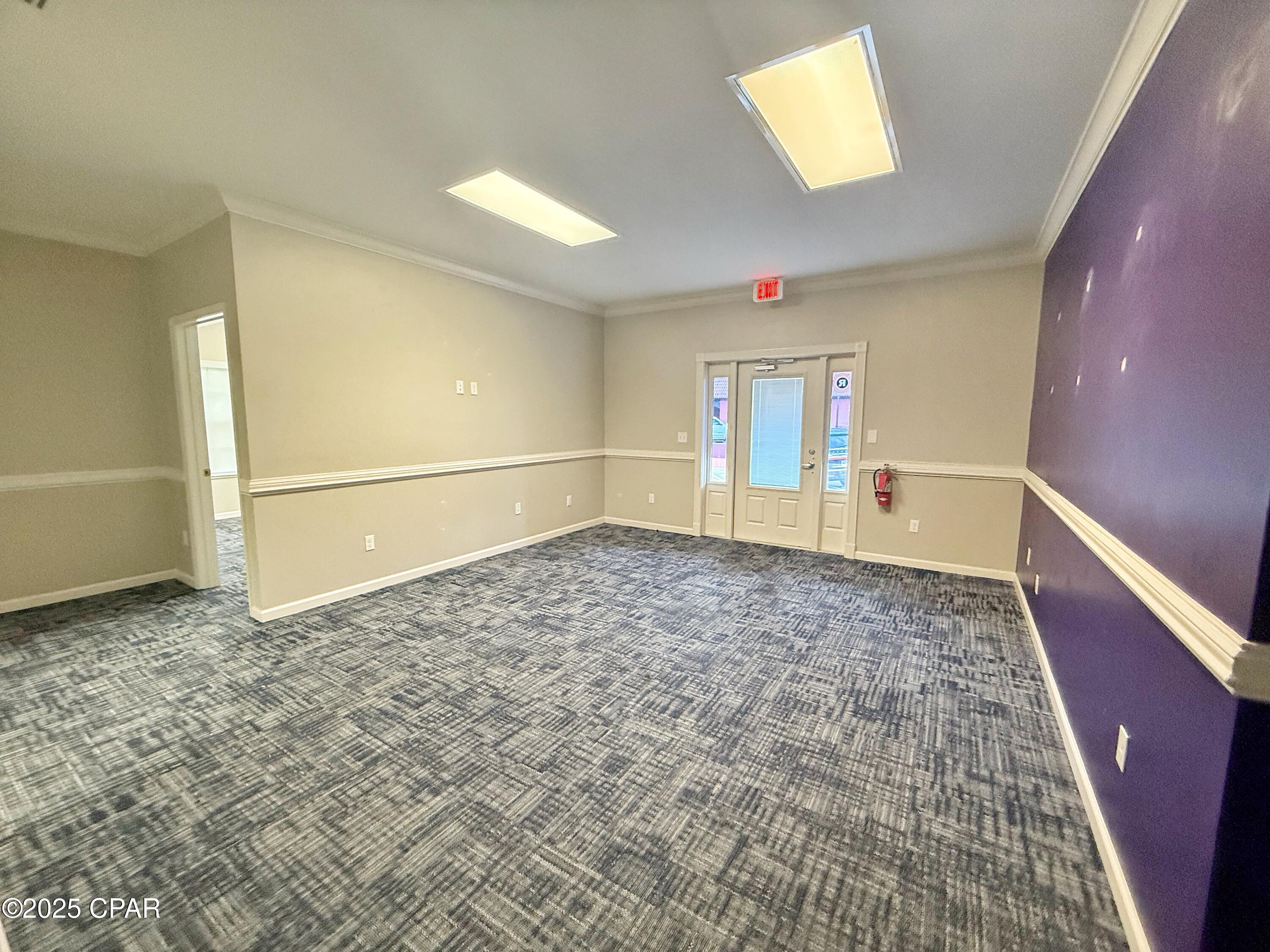 [No Recorded Subdiv] - Commercial Sale