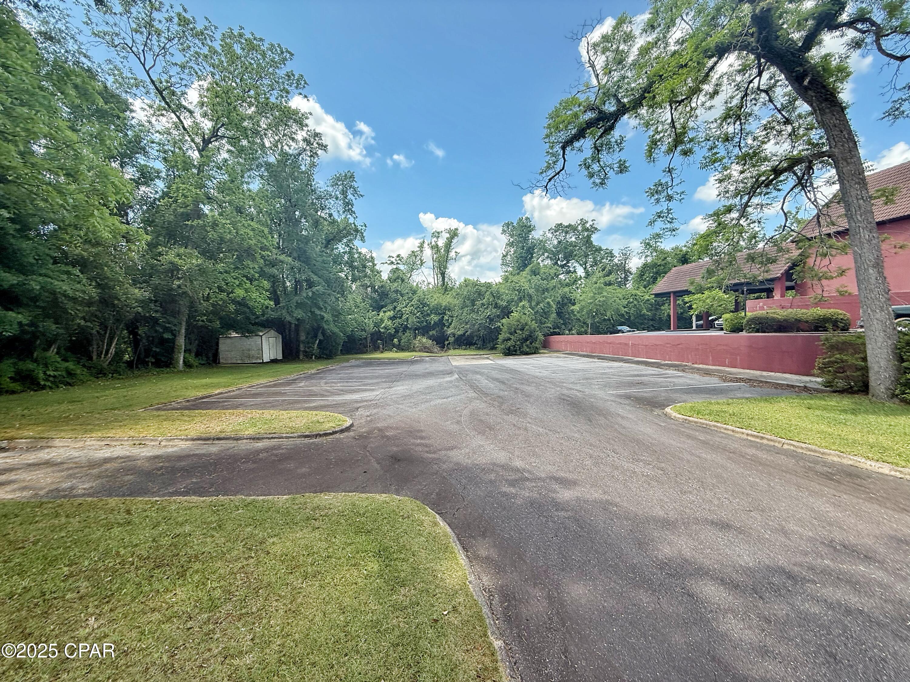 [No Recorded Subdiv] - Commercial Sale