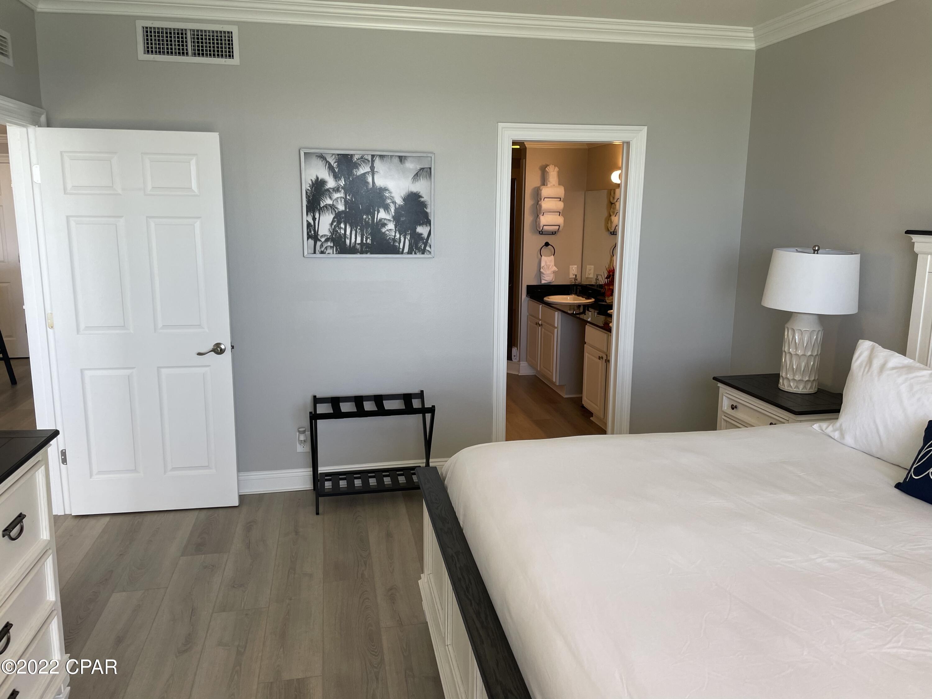 Calypso Towers I - Residential