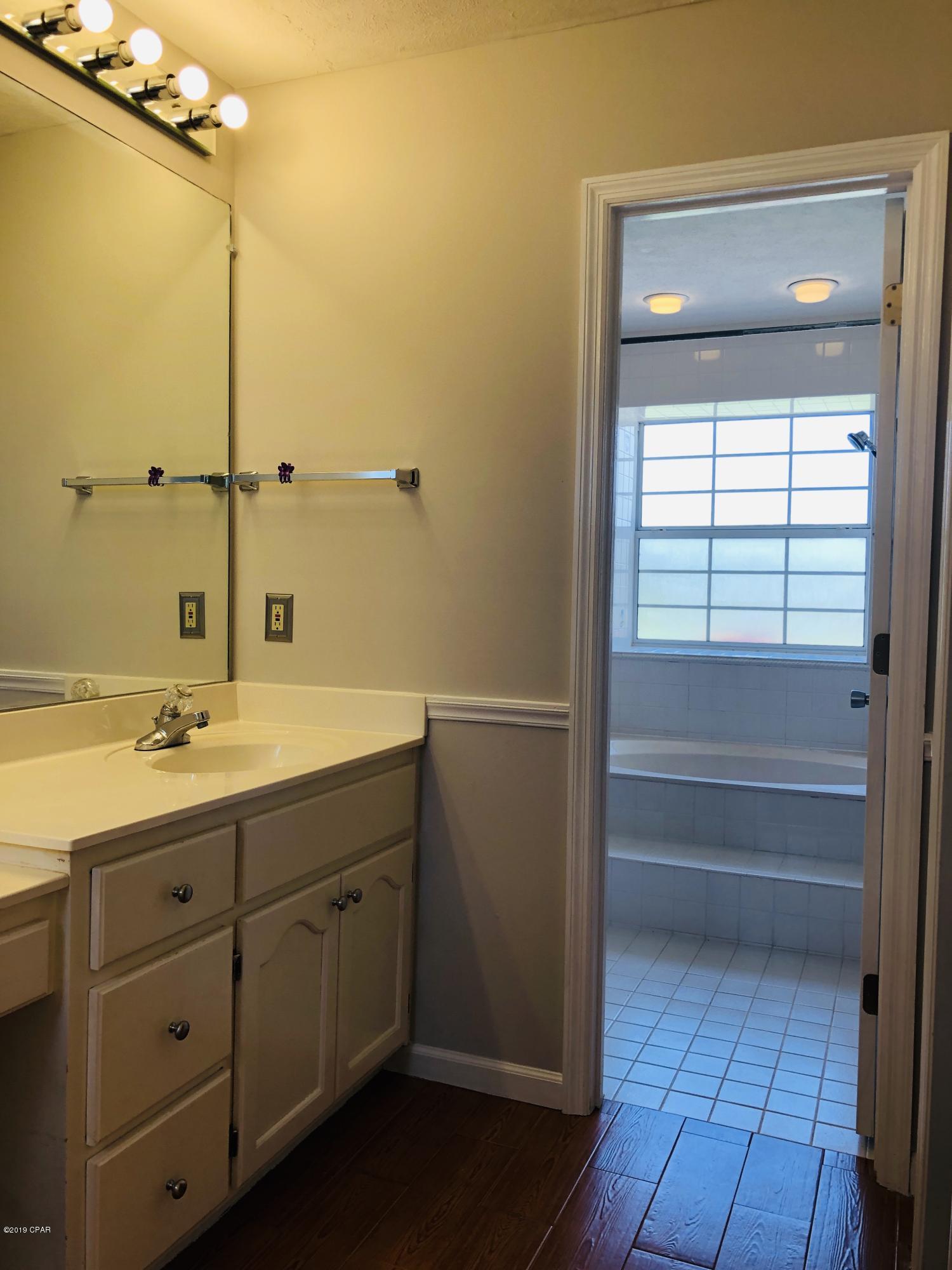 Mowat Highlands Ph 1 - Residential