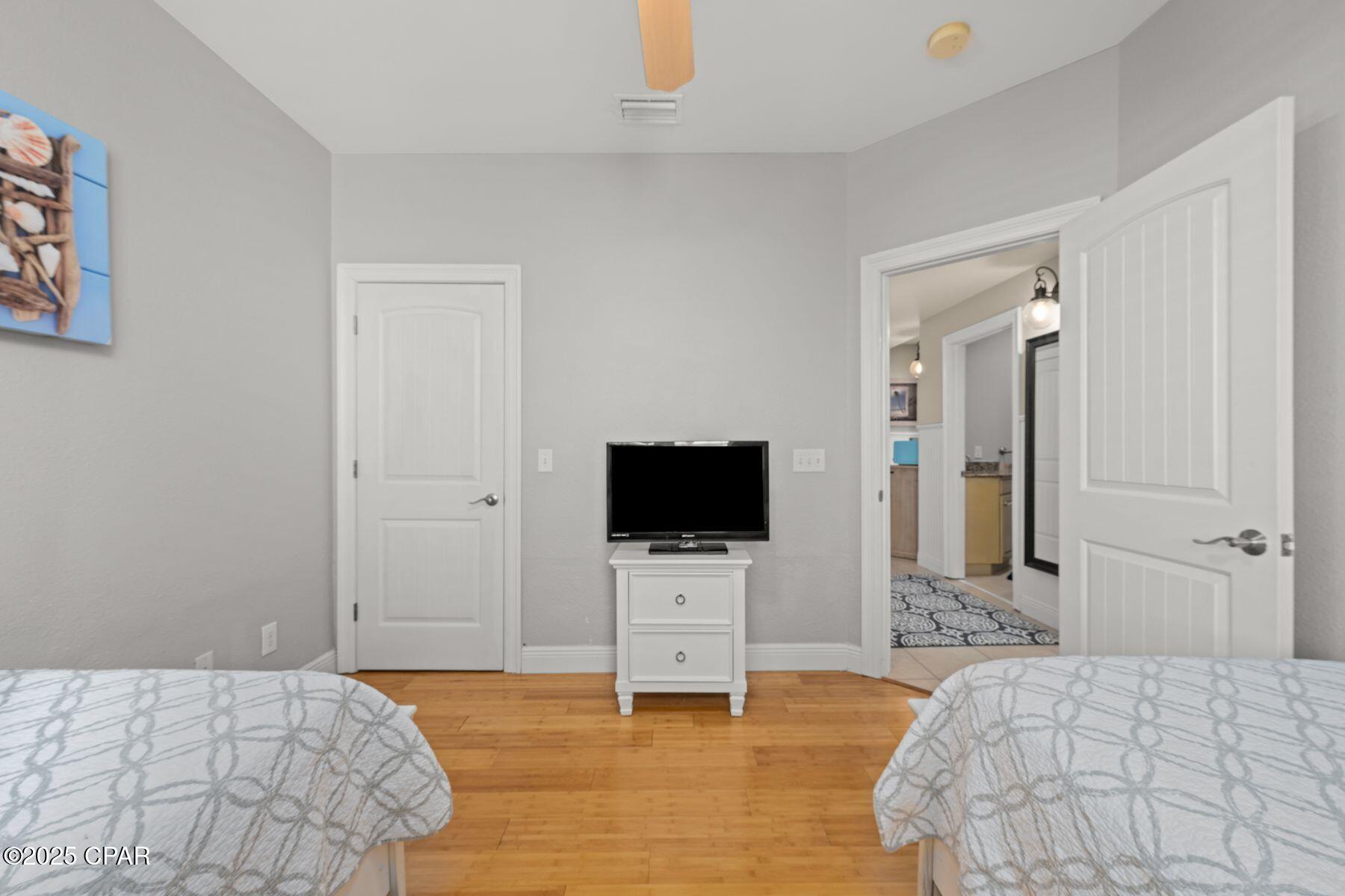 Laguna Beach Estates 2nd Add - Residential