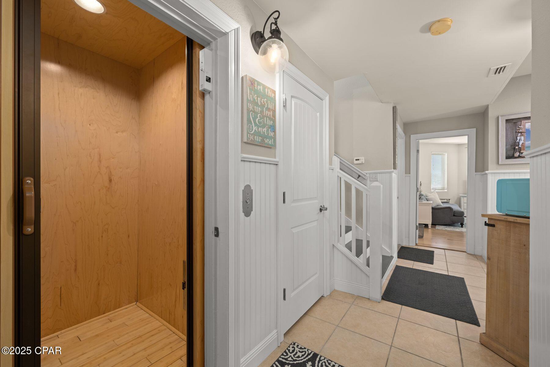 Laguna Beach Estates 2nd Add - Residential