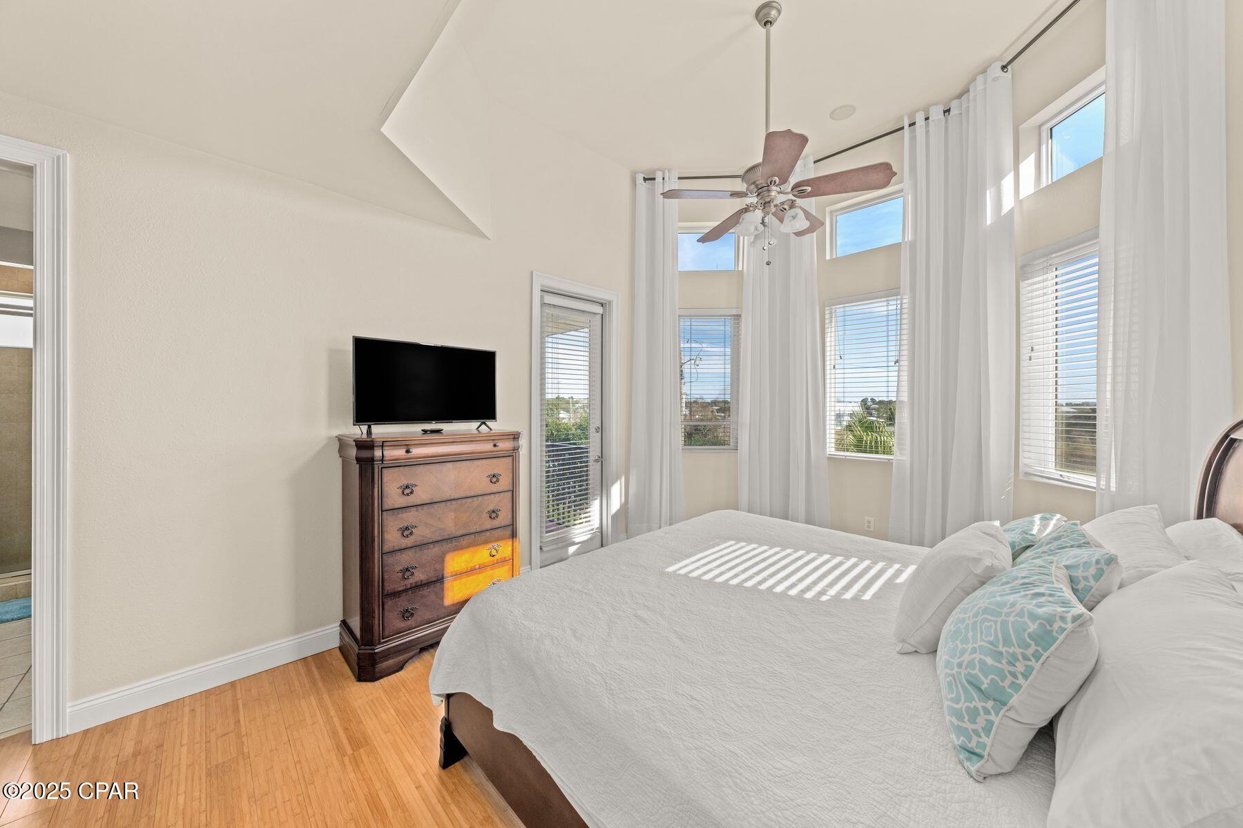 Laguna Beach Estates 2nd Add - Residential