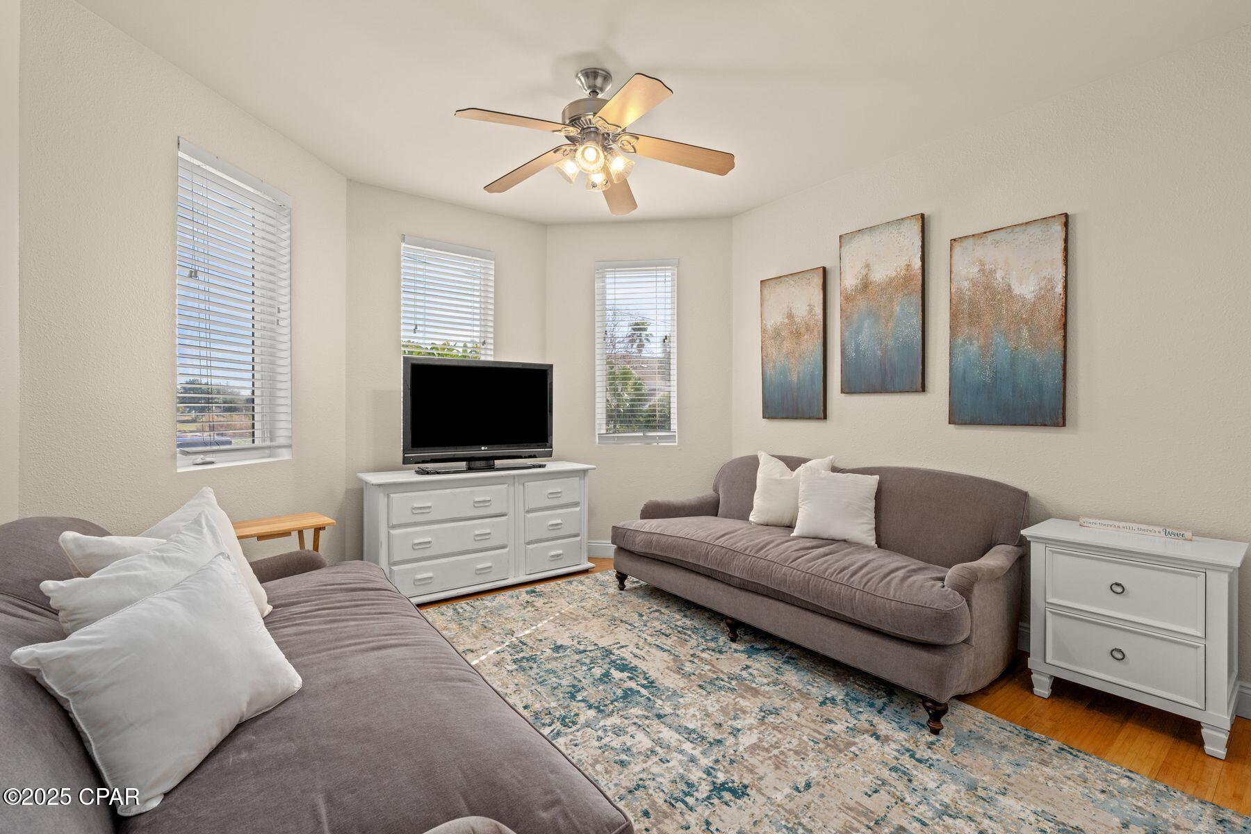 Laguna Beach Estates 2nd Add - Residential