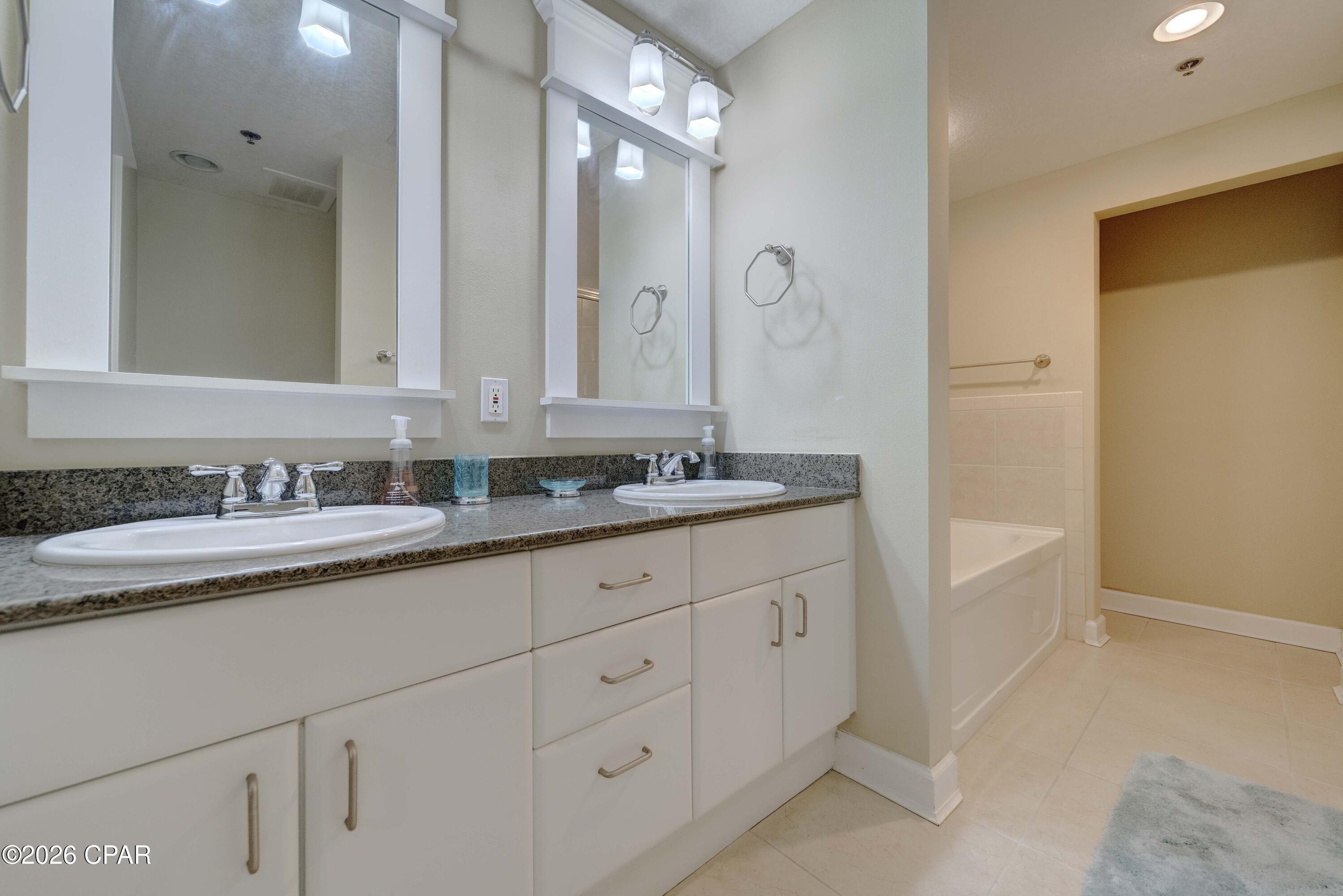 Grand Panama Beach Resort - Residential