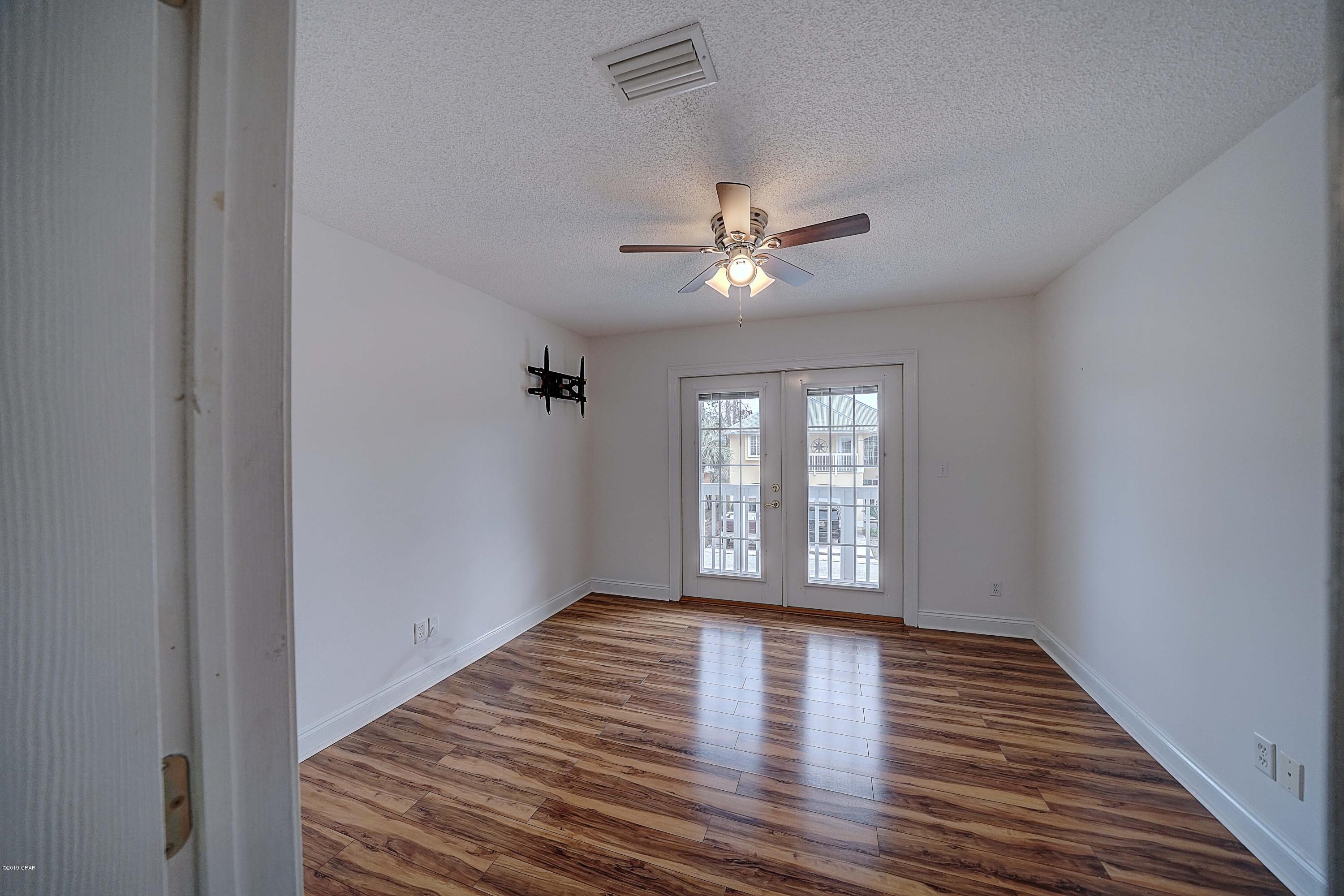 Lagoon Estates - Residential