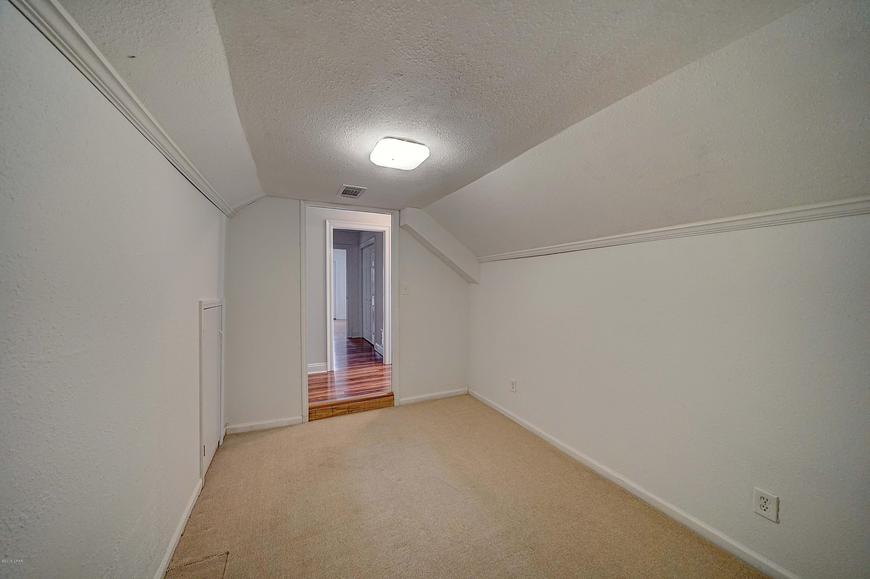 Lagoon Estates - Residential