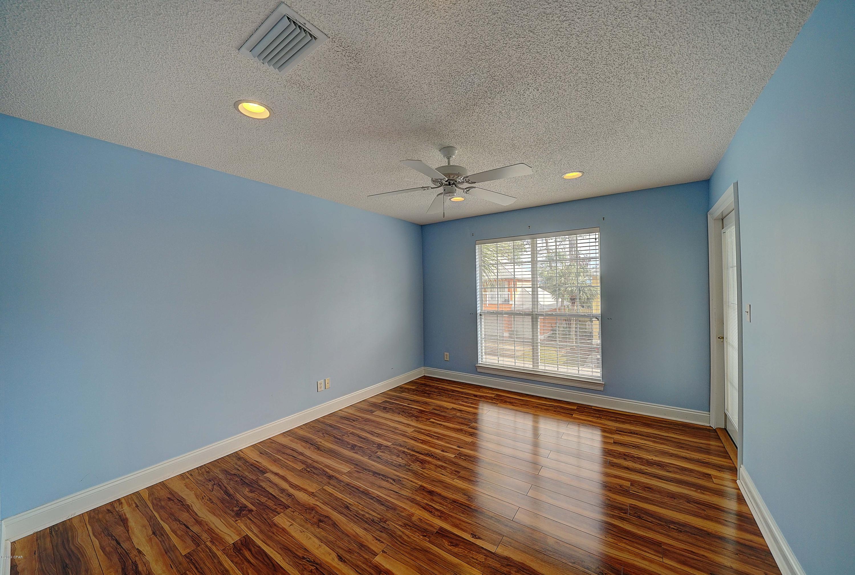 Lagoon Estates - Residential