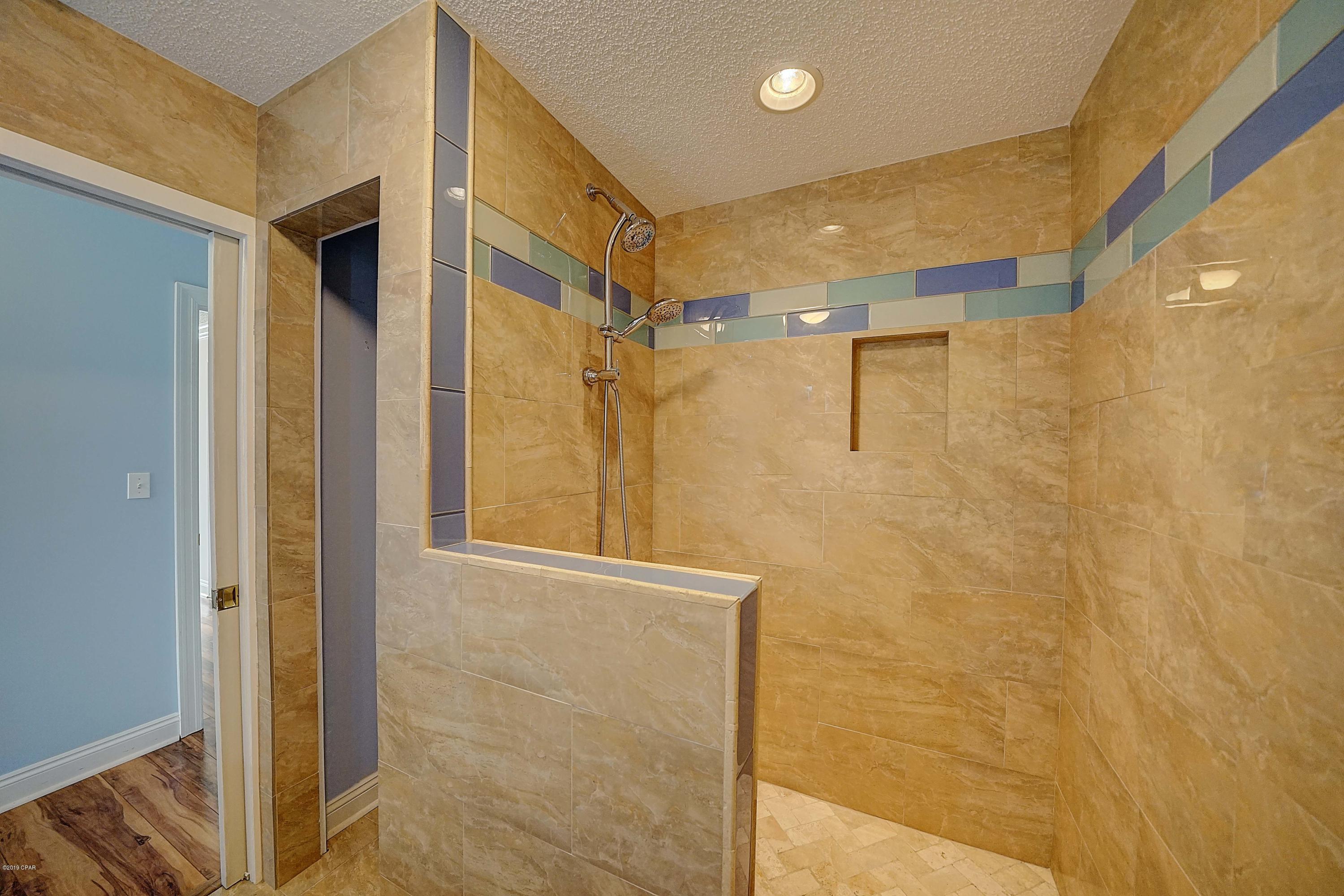 Lagoon Estates - Residential