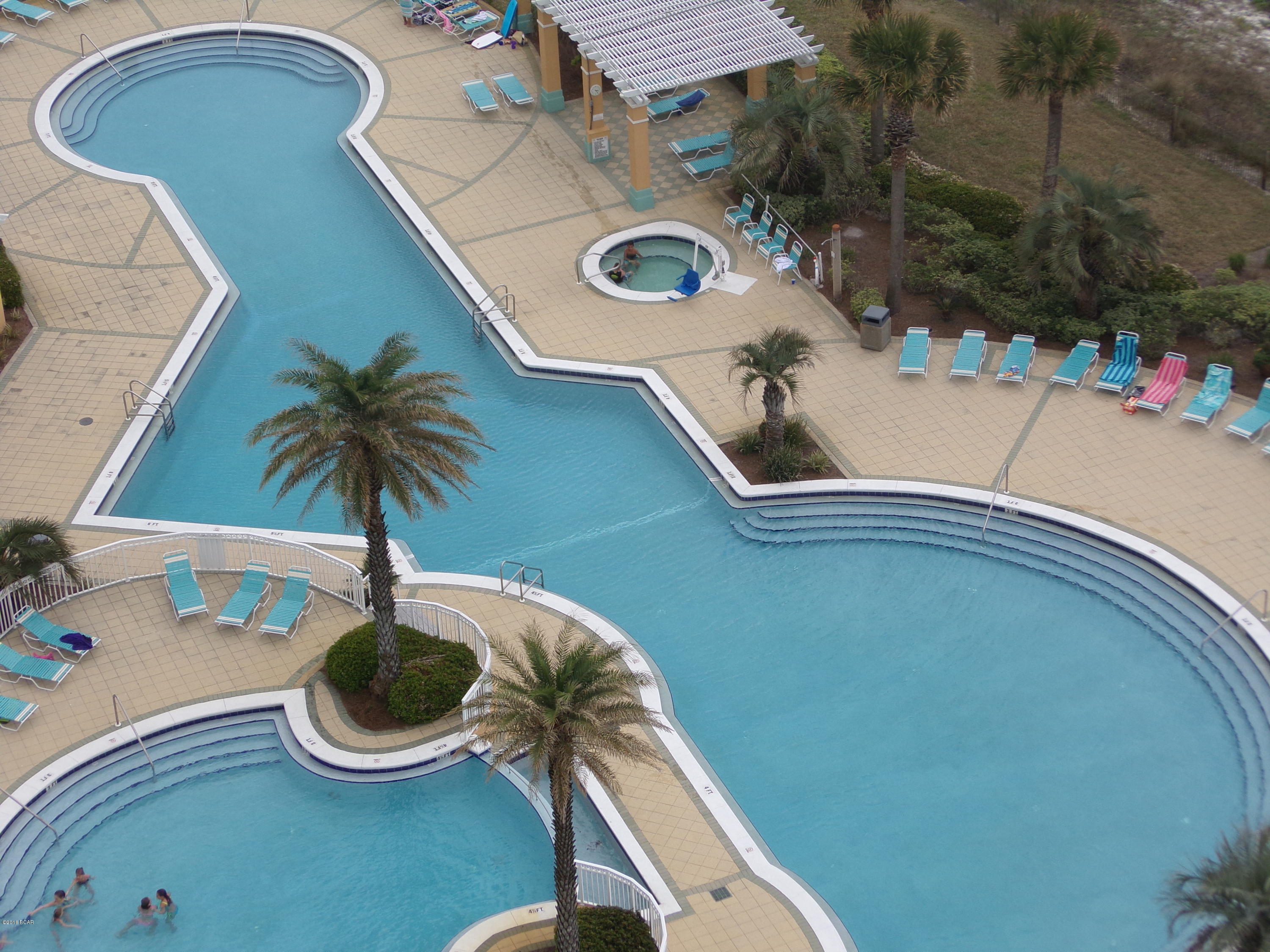 En Soleil Condo - Residential