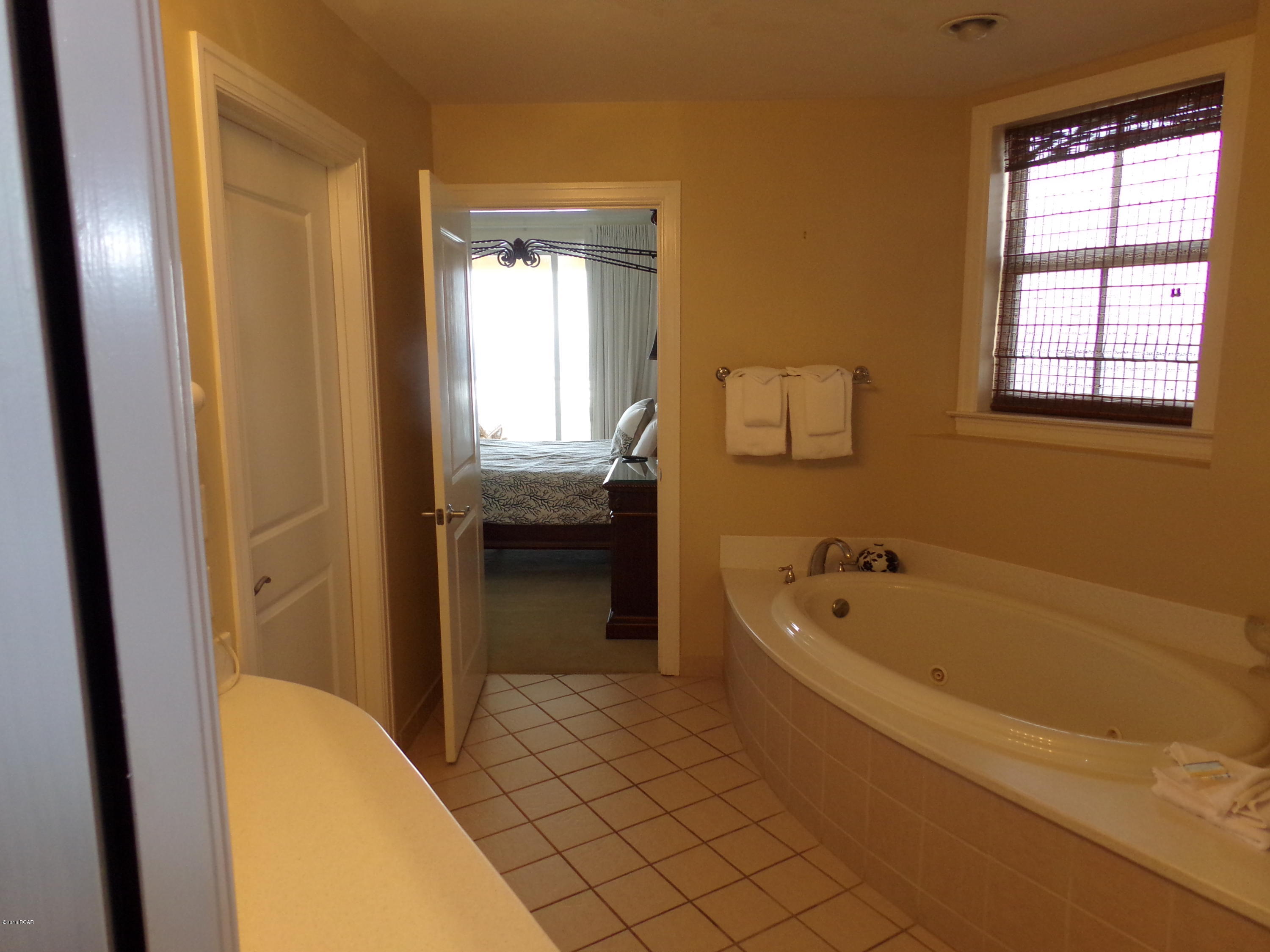 En Soleil Condo - Residential