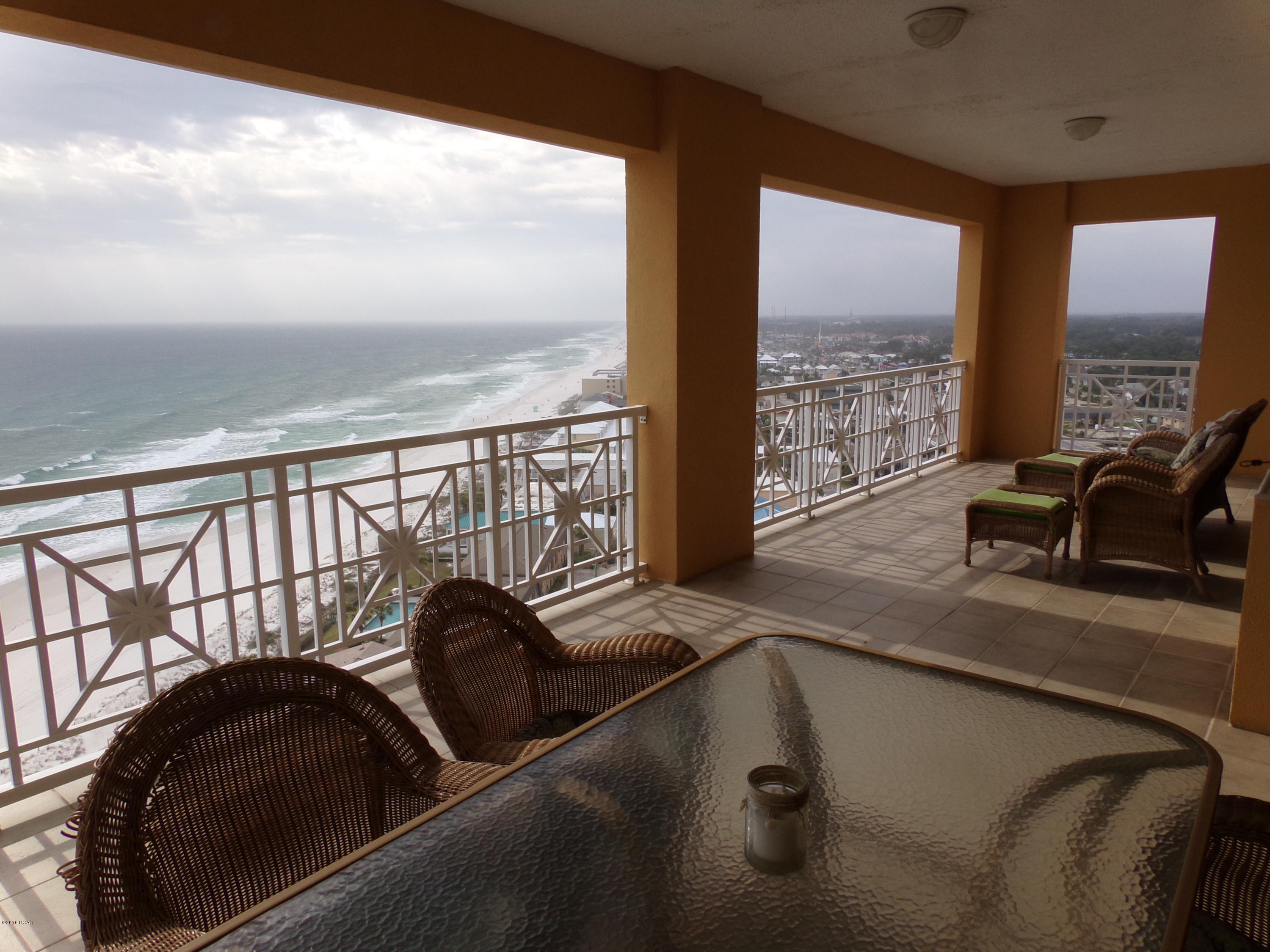 En Soleil Condo - Residential