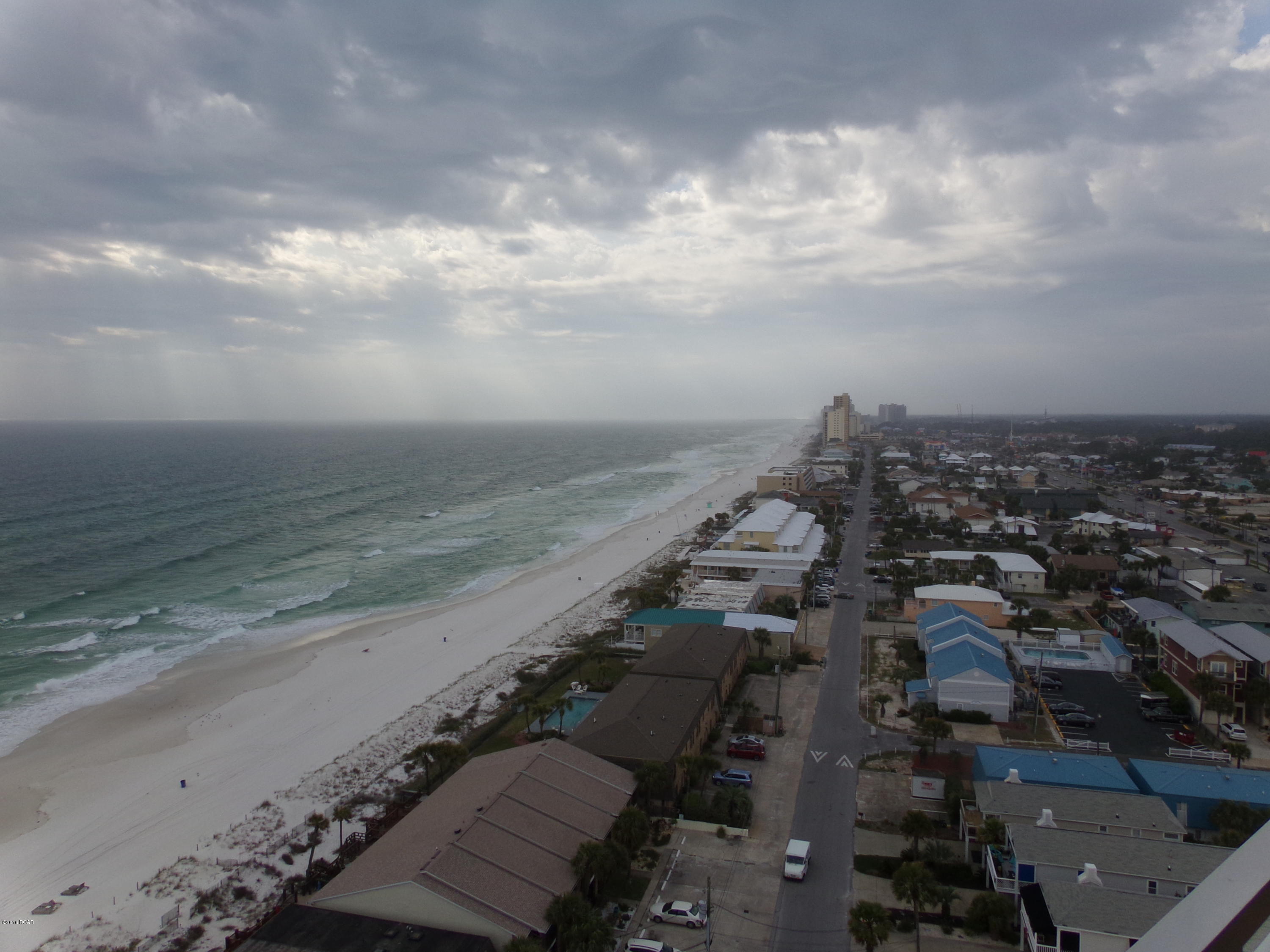 En Soleil Condo - Residential