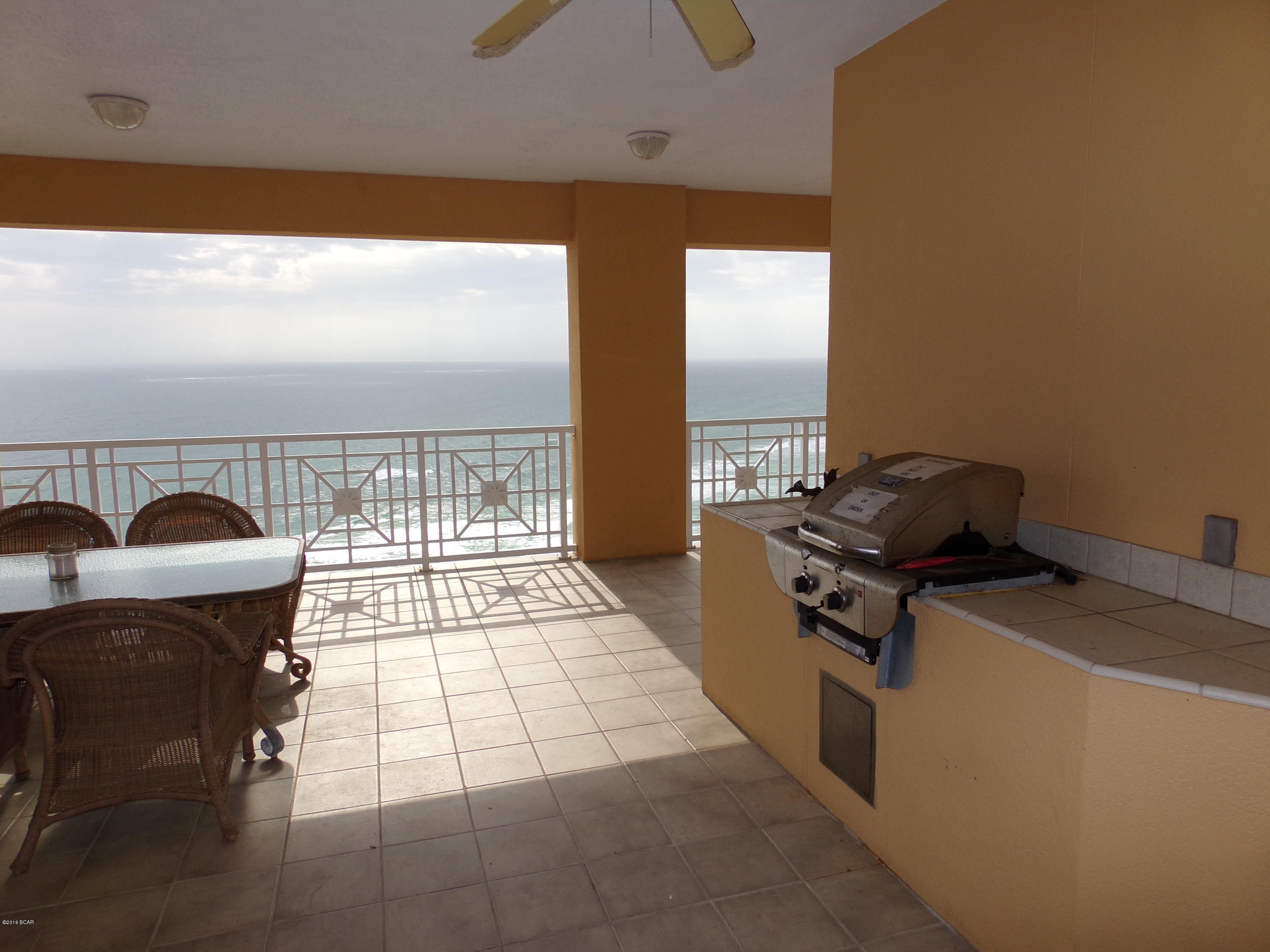 En Soleil Condo - Residential