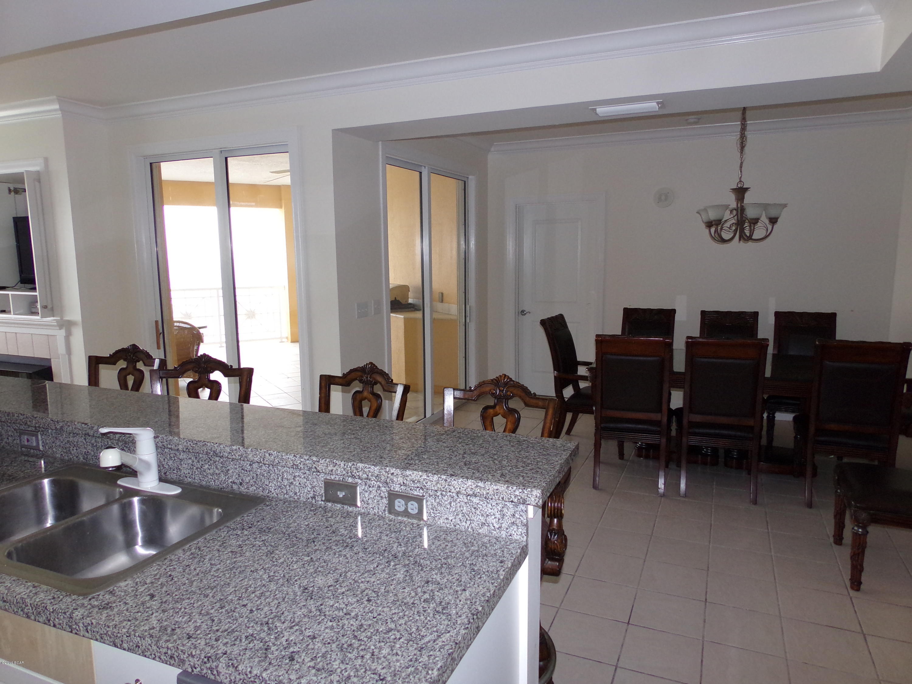 En Soleil Condo - Residential