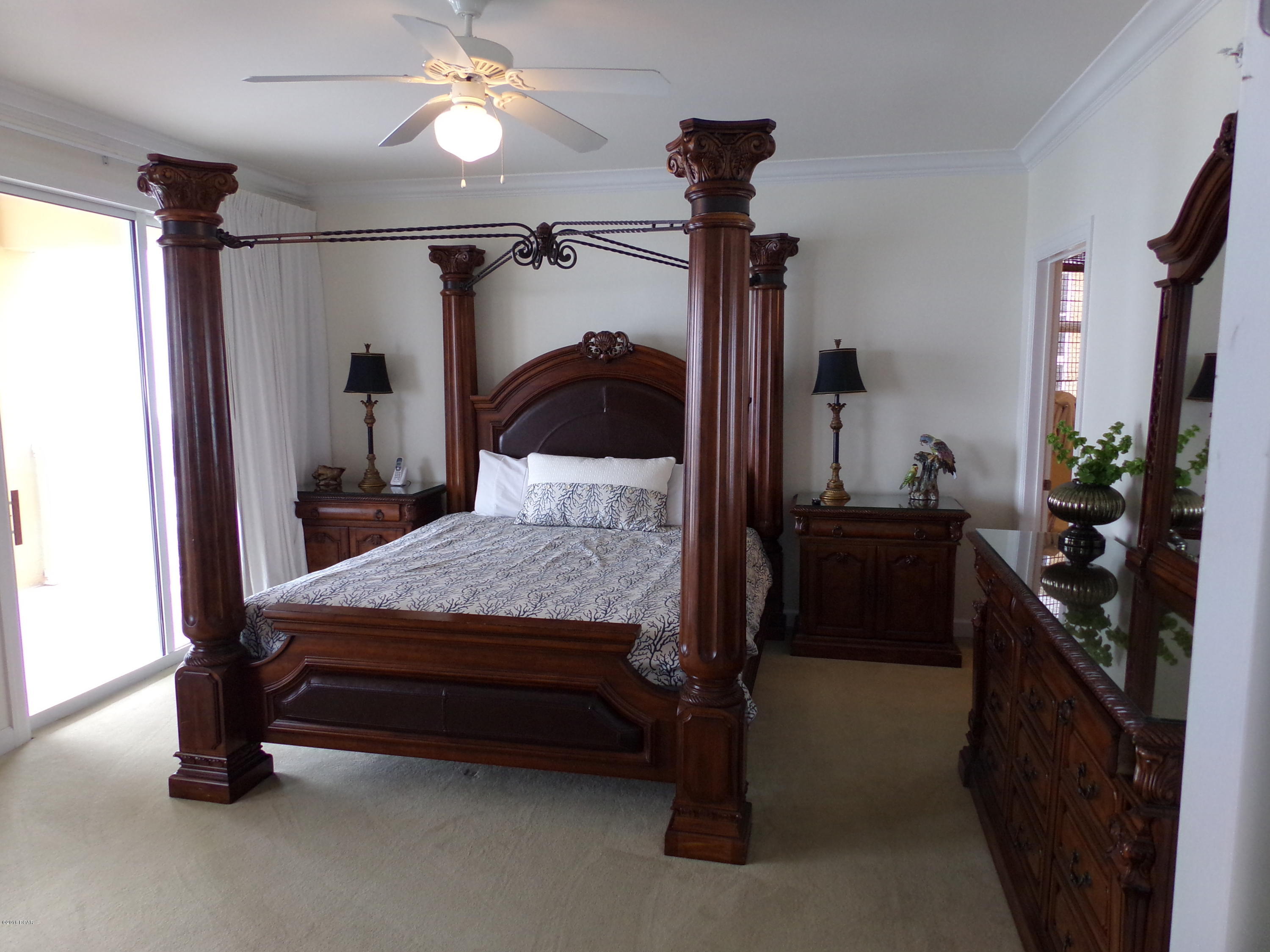 En Soleil Condo - Residential