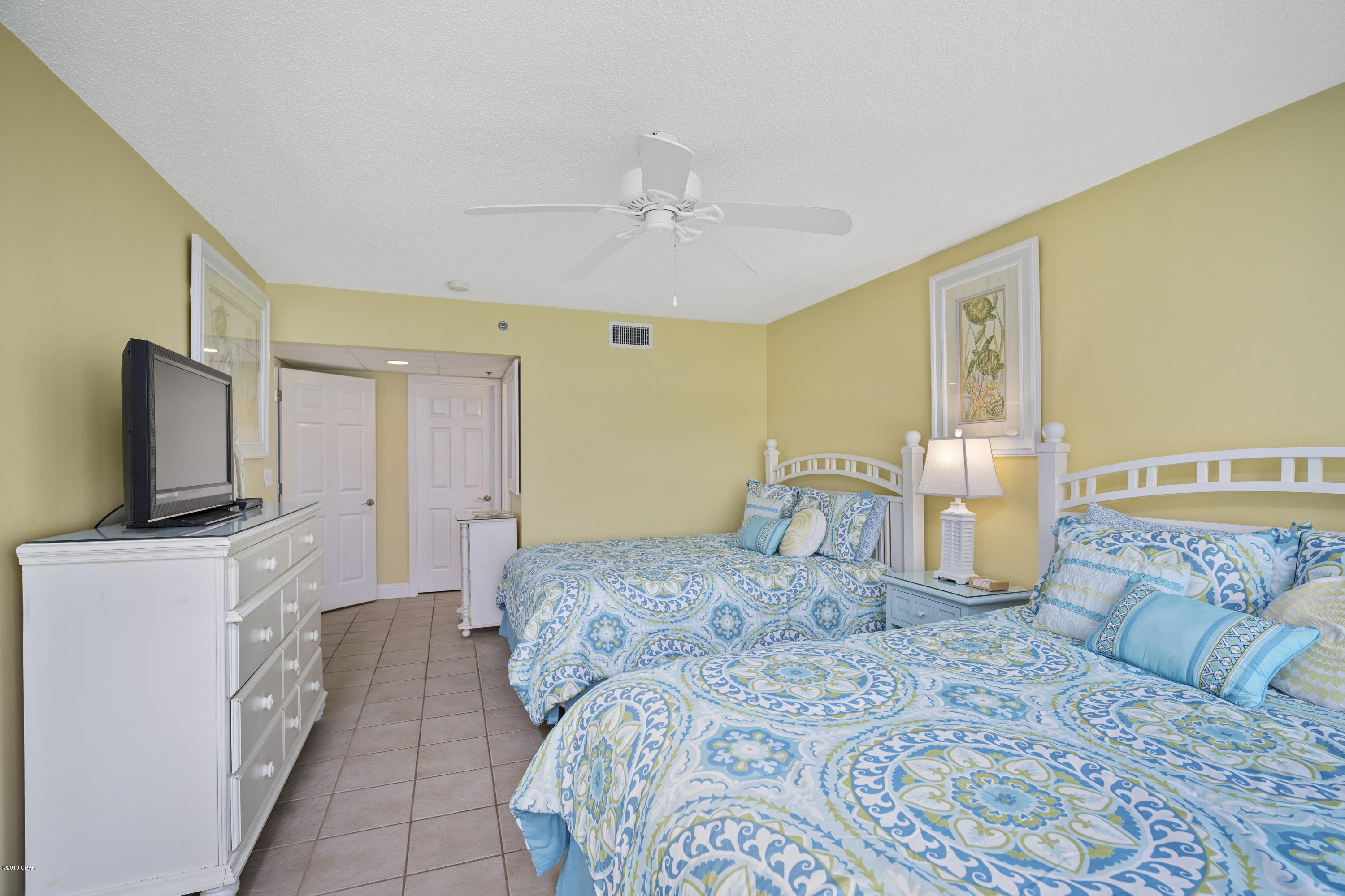 Long Beach Towers I - Residential