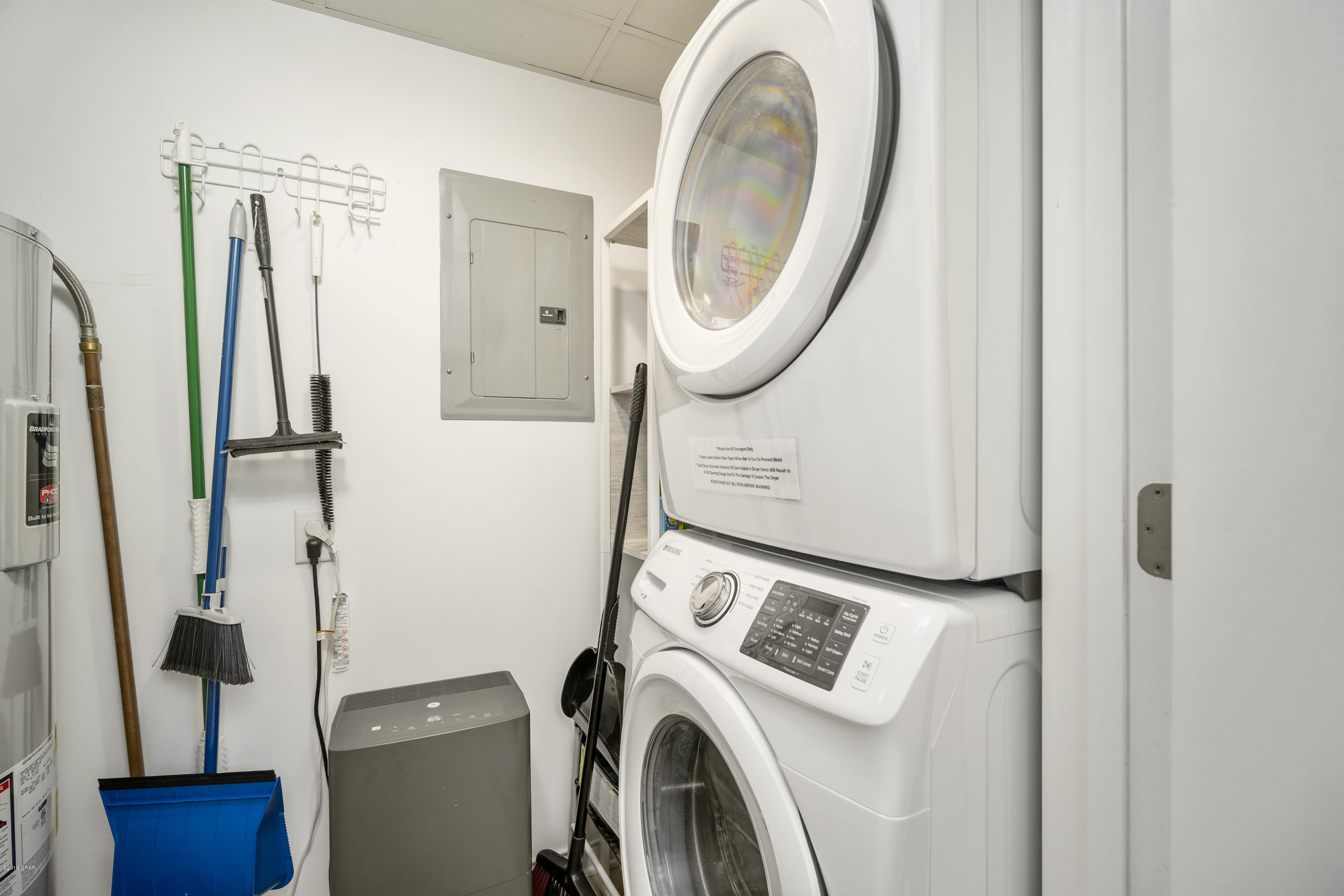 Long Beach Towers I - Residential