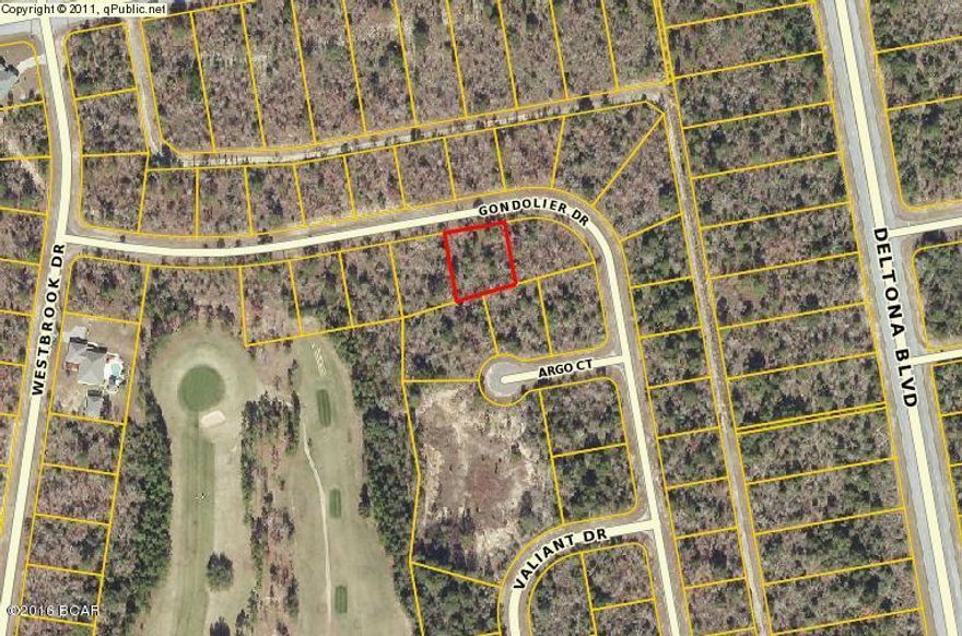 Wooded Building lot on paved road close to Sunny Hills Golf course and Clubhouse. Minutes drive to several parks including Gap Lake public boat ramp for fishing & boating. 45 & Less minutes drive to Panama City/Lynn Haven & NW Fl Beaches International Airport
