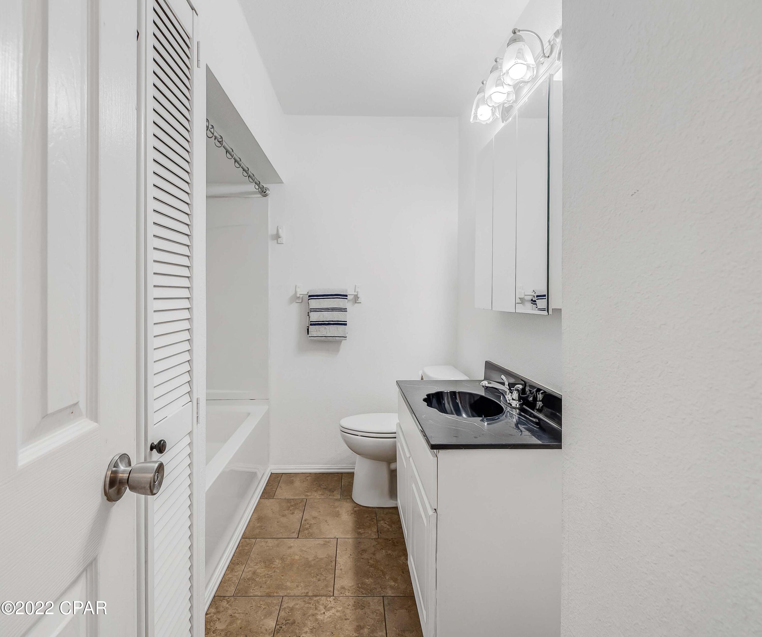 Hentz 1st Add Unit A - Residential