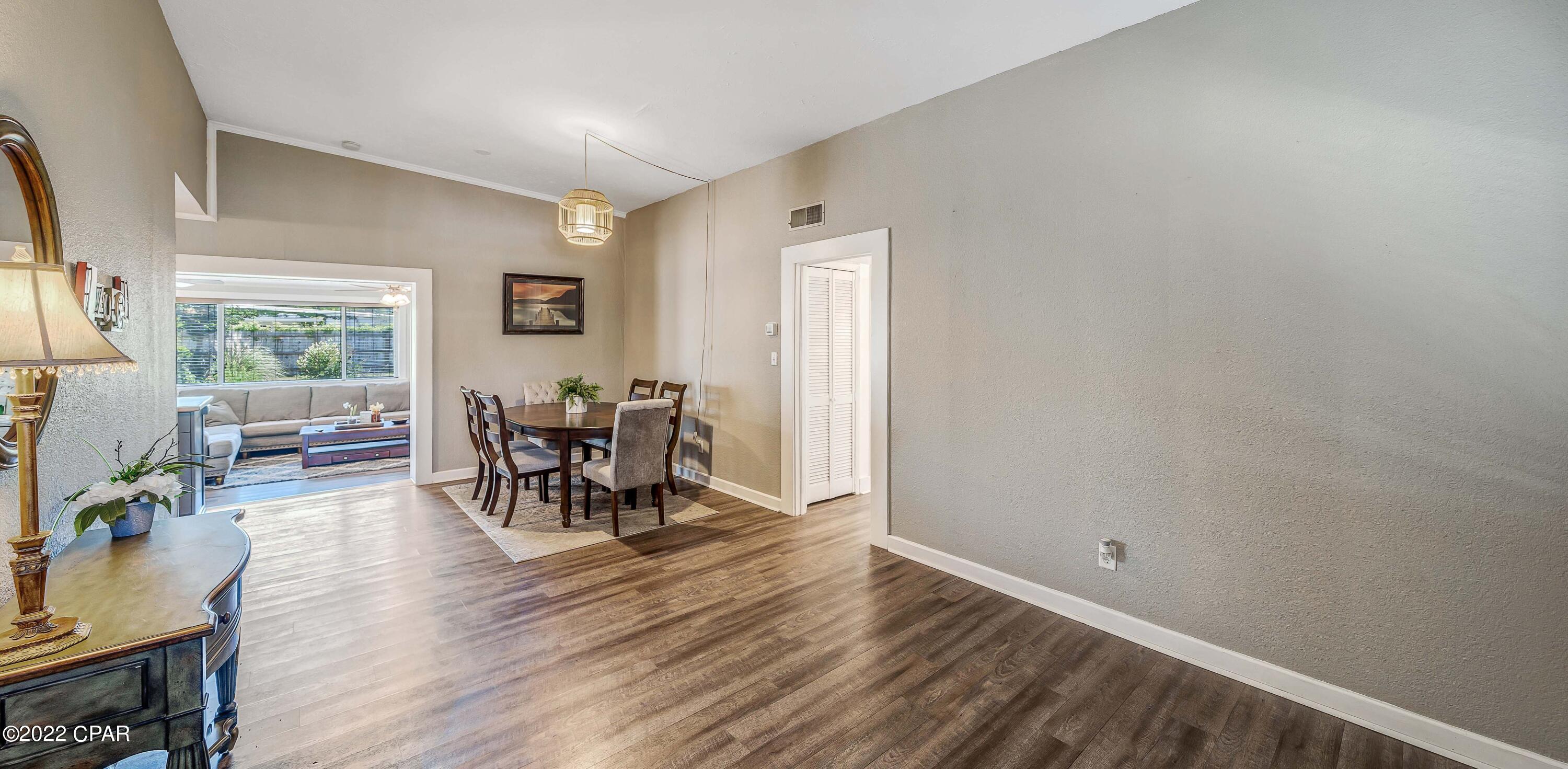 Hentz 1st Add Unit A - Residential