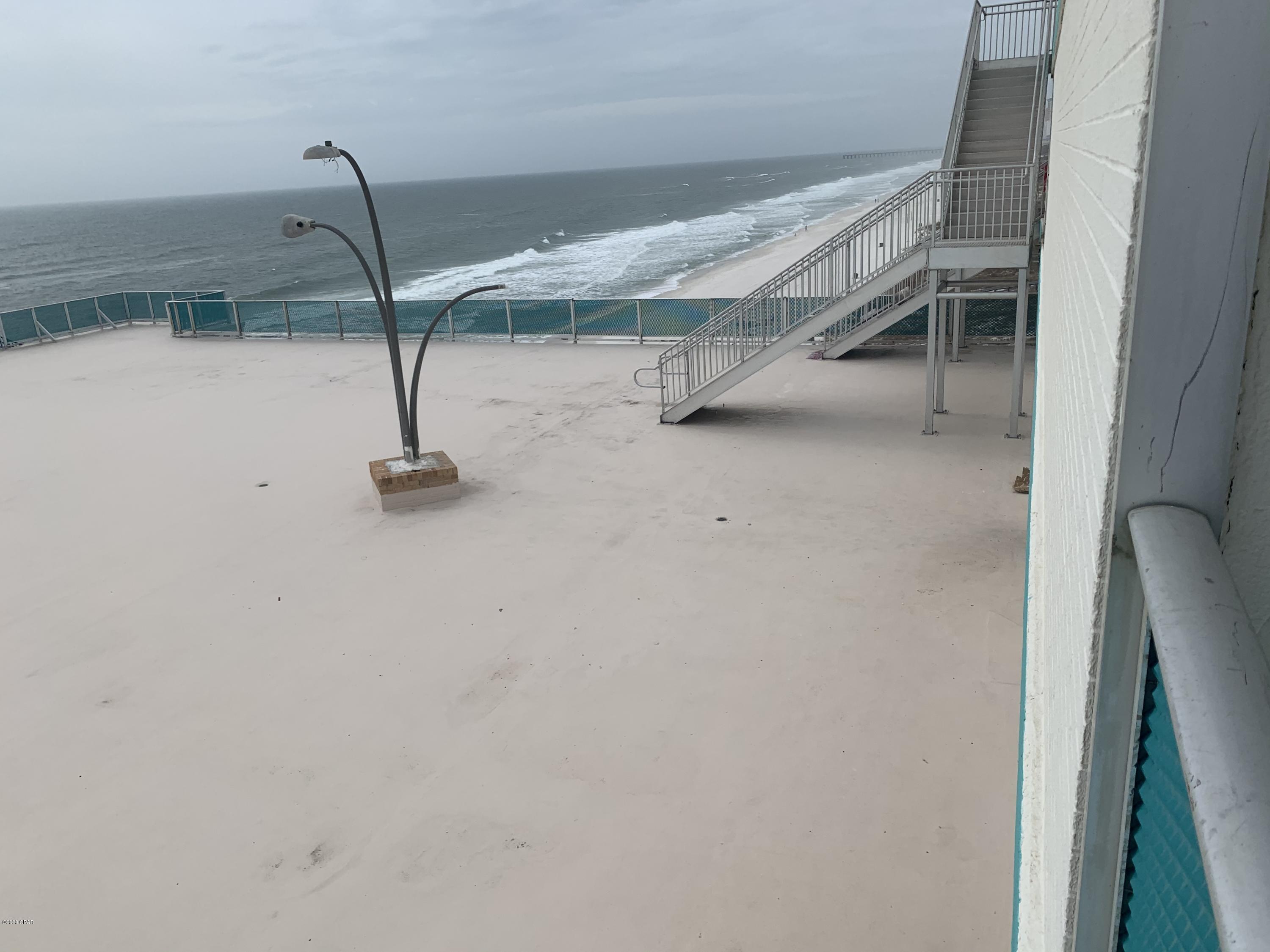 Fontainebleau Terrace - Residential